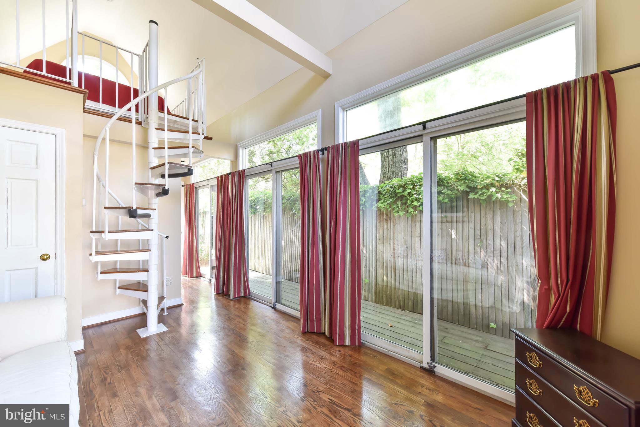 OLD TOWN - Residential