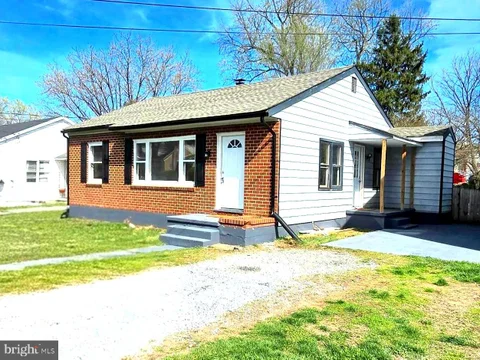 357 Hedrick Avenue, Martinsburg, WV 25405 - #: WVBE2048206