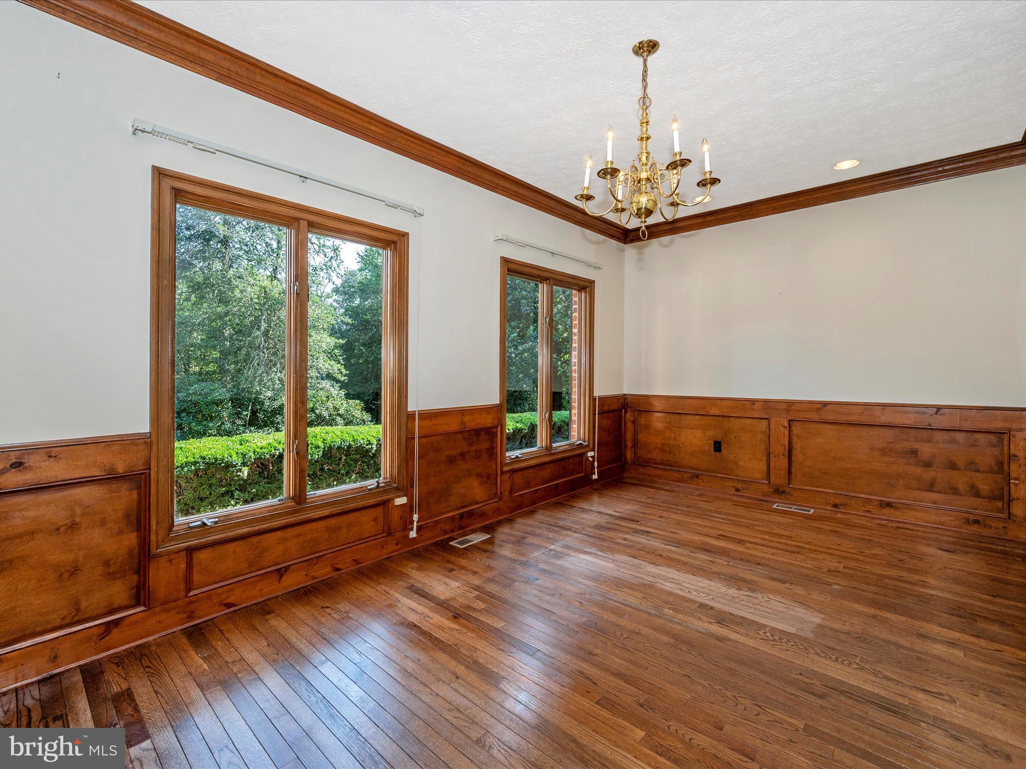 LAKE POTOMAC - Residential