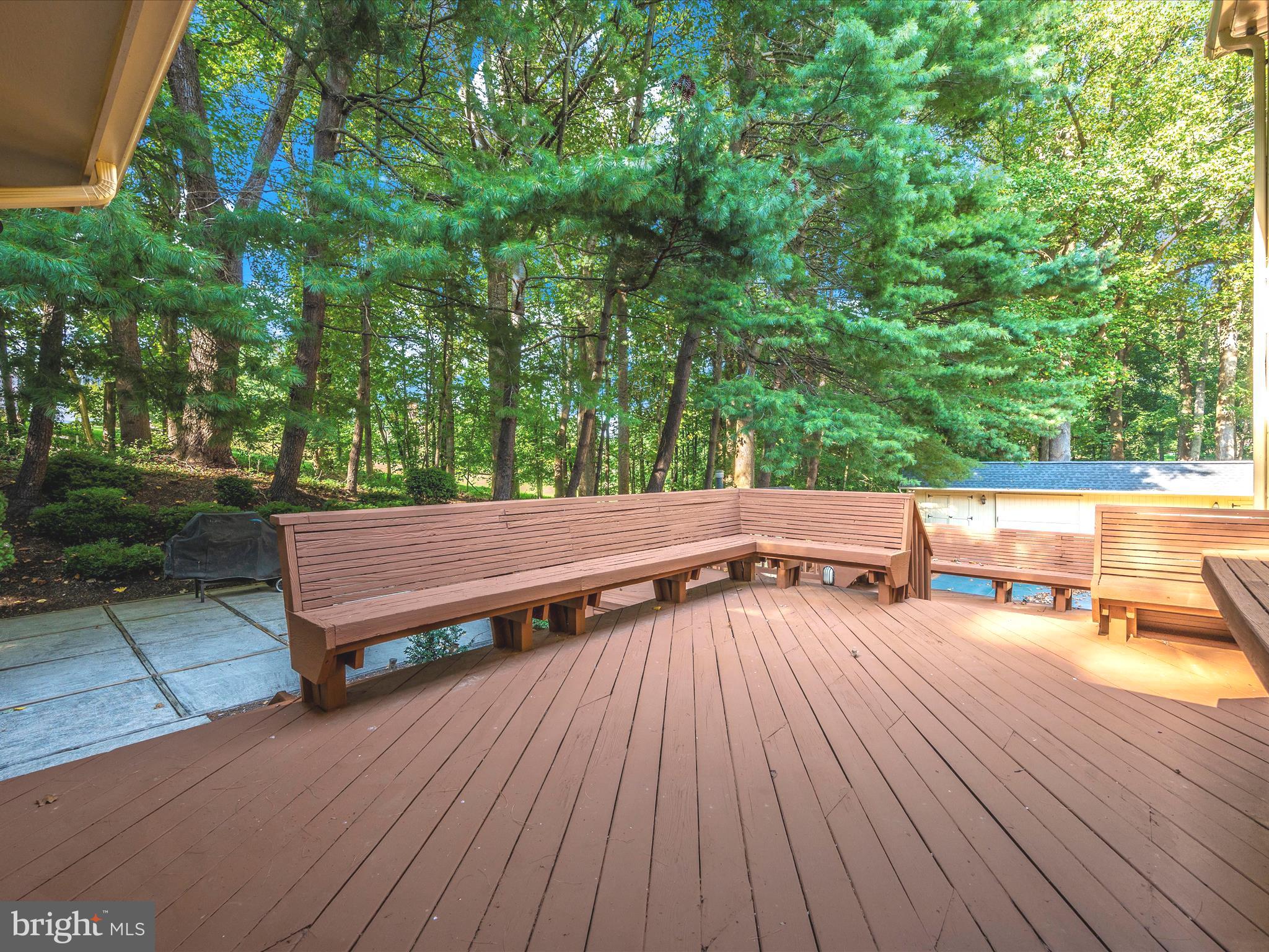 LAKE POTOMAC - Residential