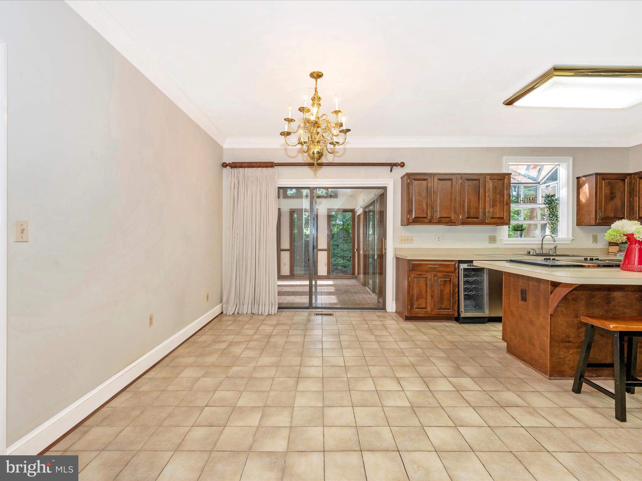 LAKE POTOMAC - Residential