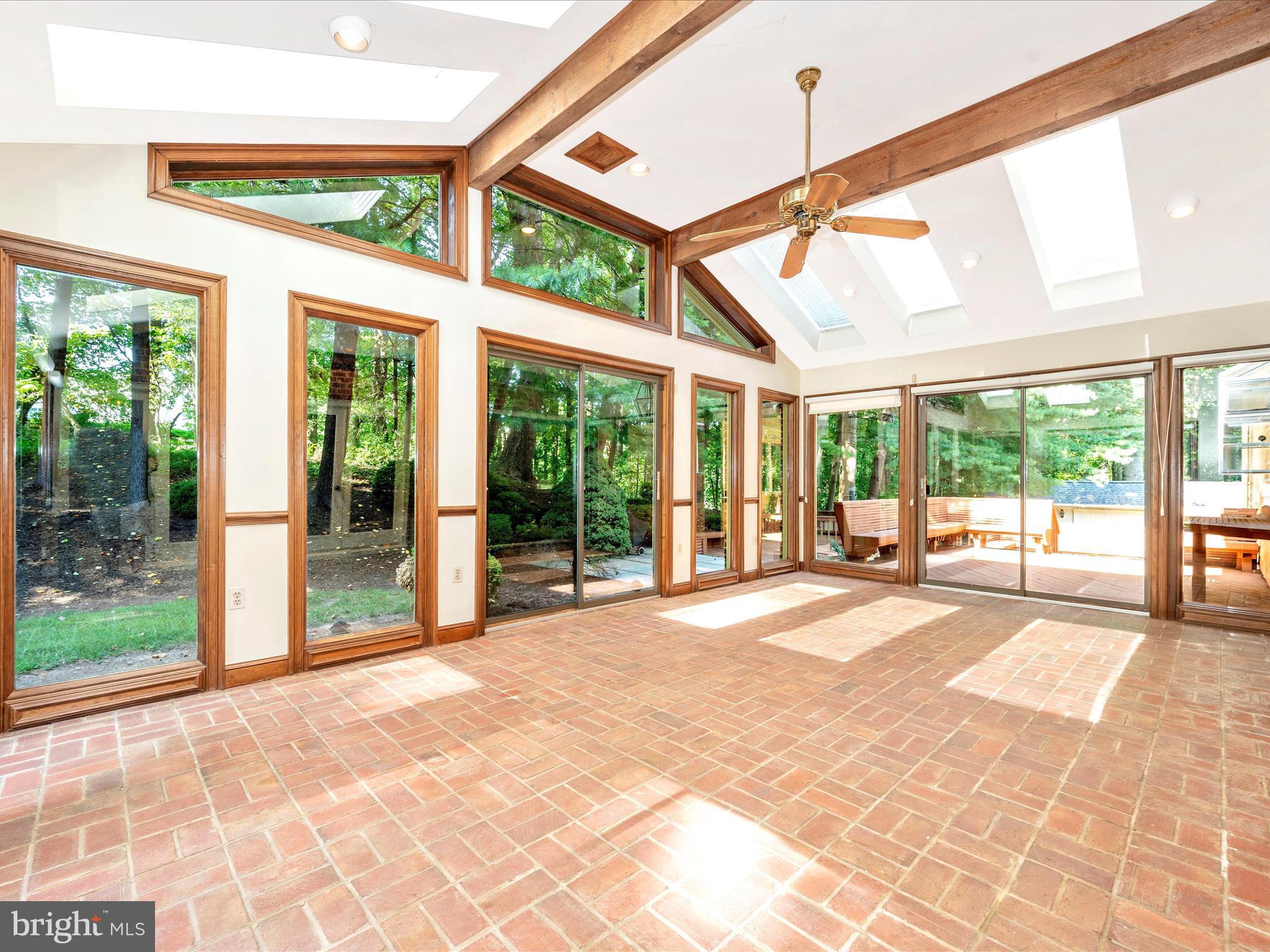 LAKE POTOMAC - Residential