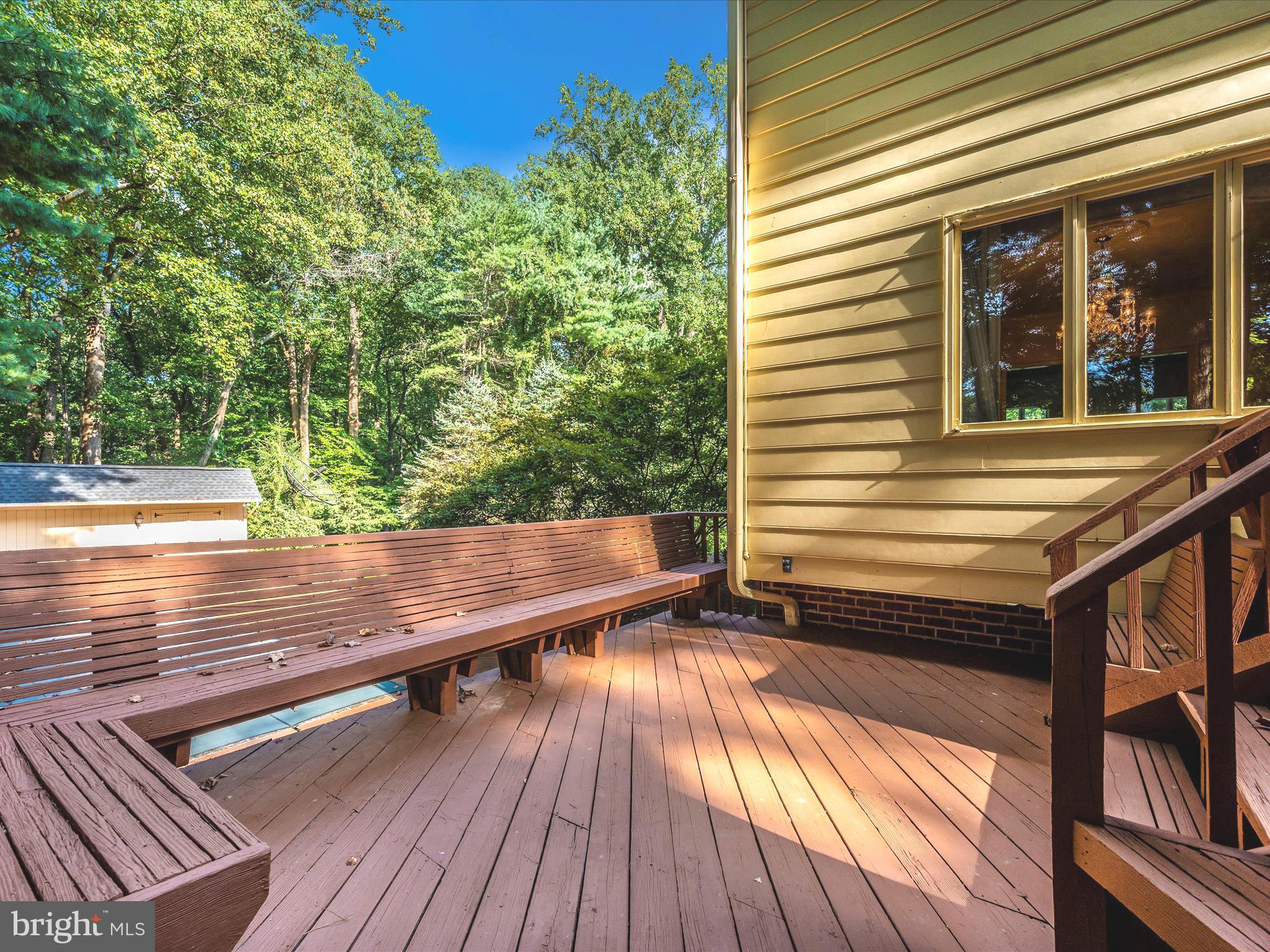 LAKE POTOMAC - Residential