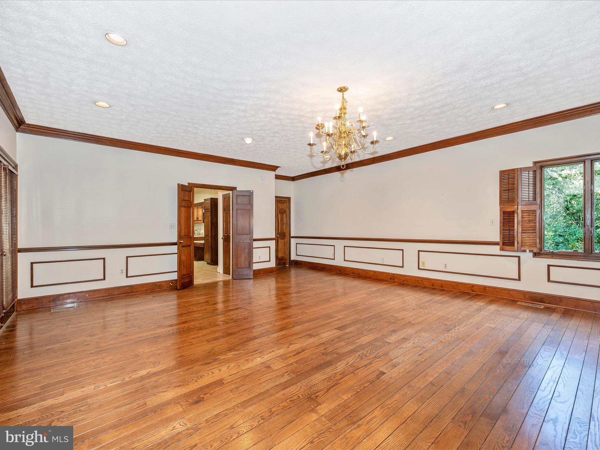 LAKE POTOMAC - Residential