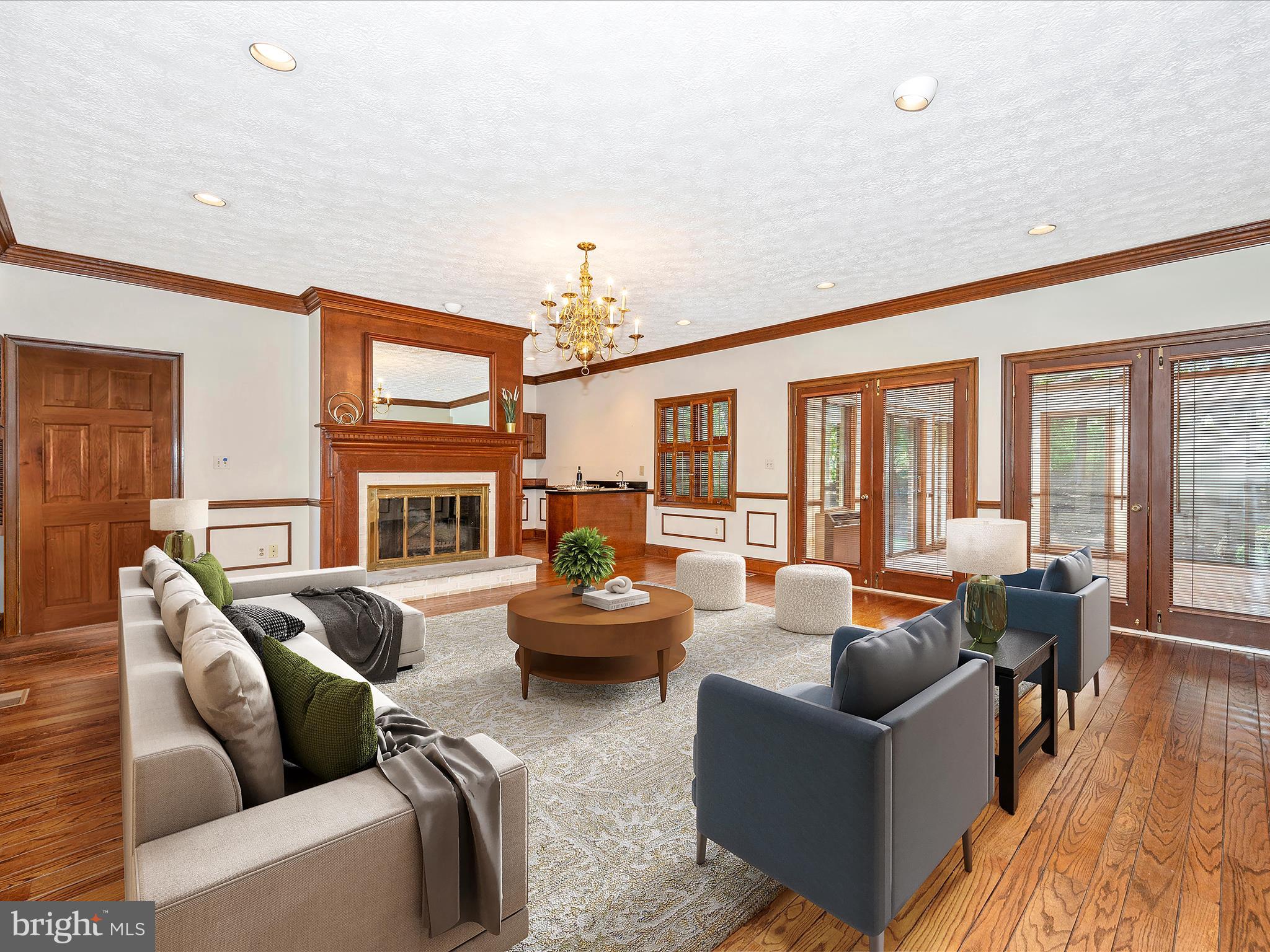 LAKE POTOMAC - Residential