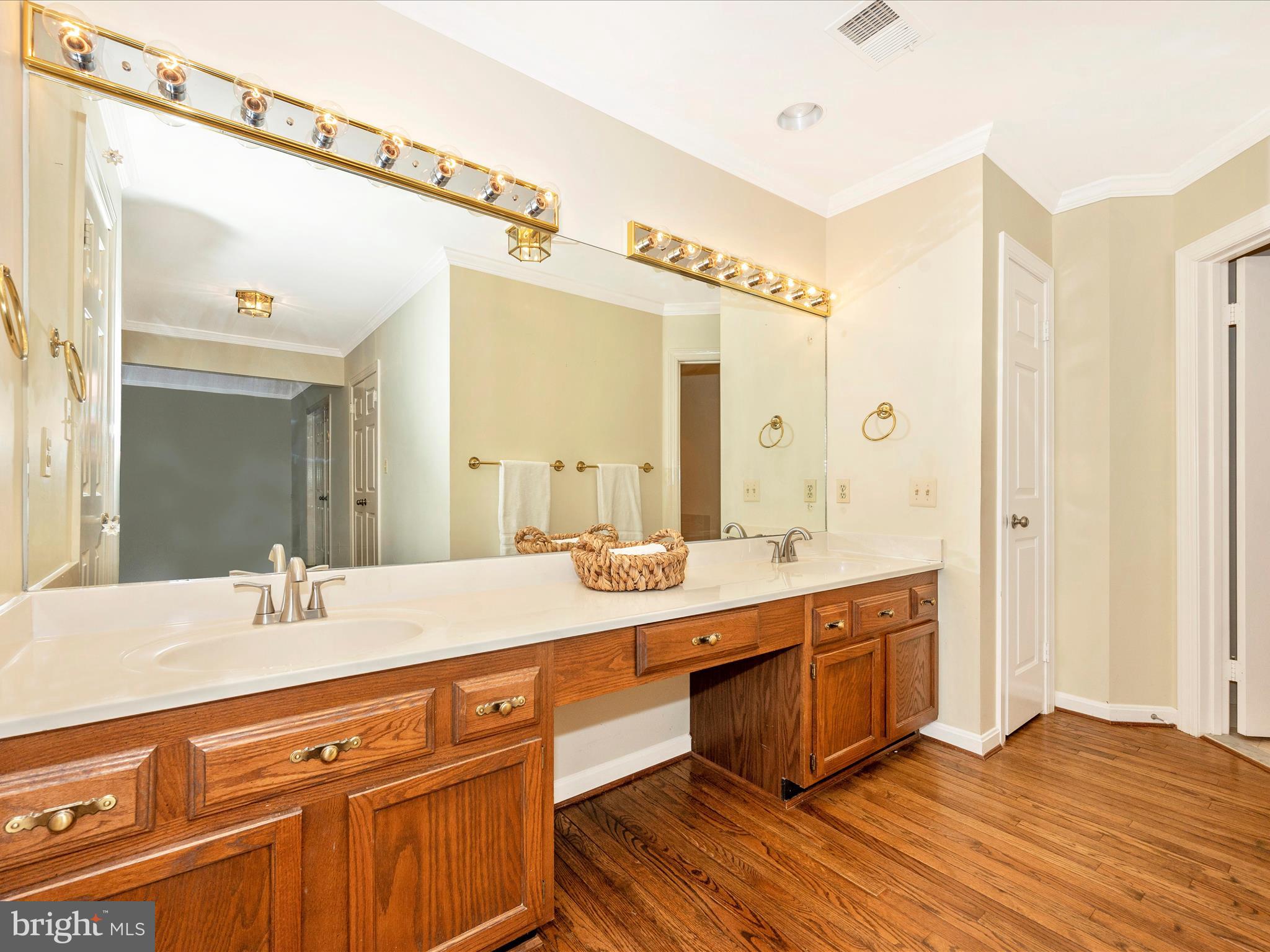 LAKE POTOMAC - Residential