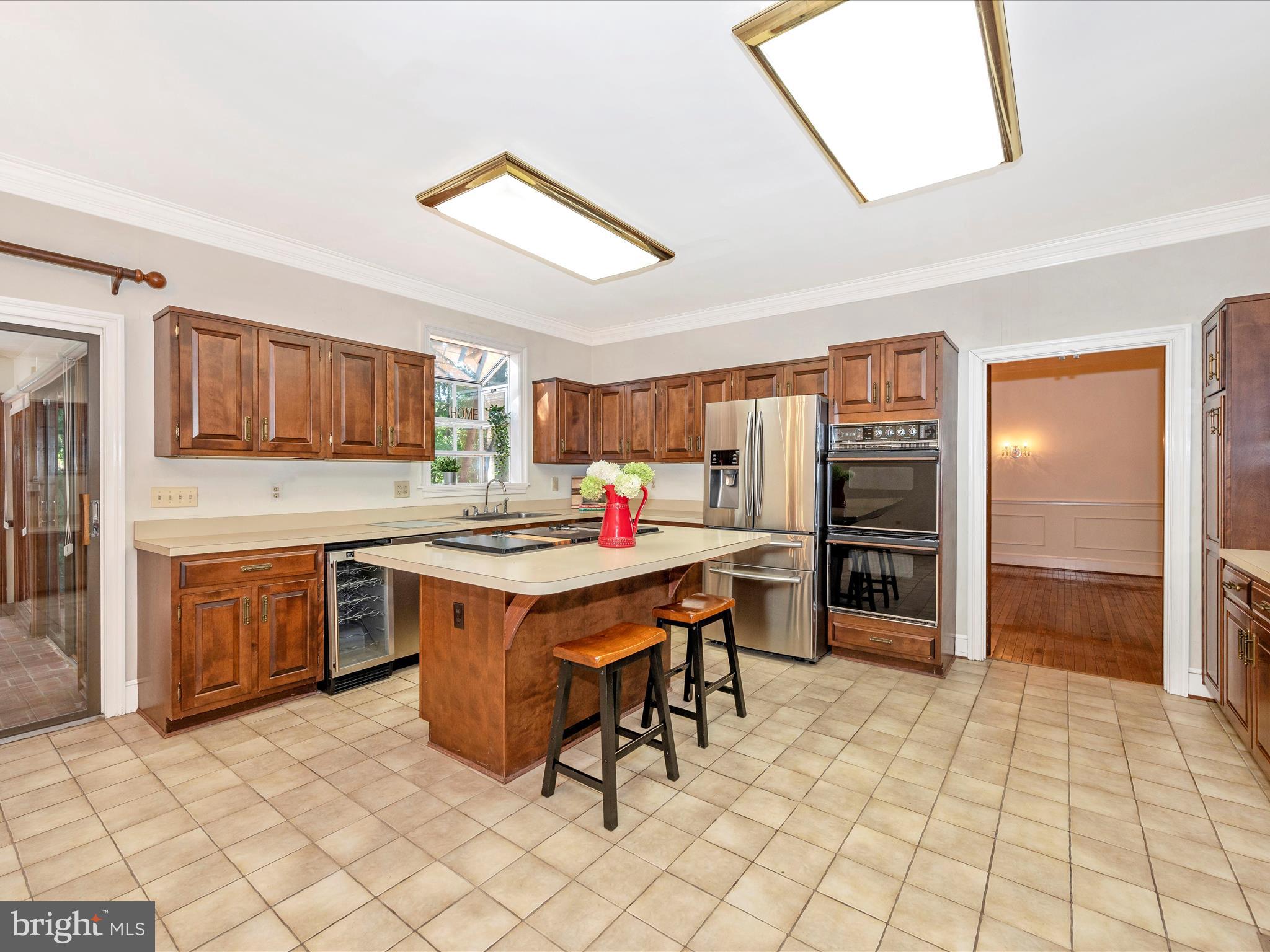 LAKE POTOMAC - Residential