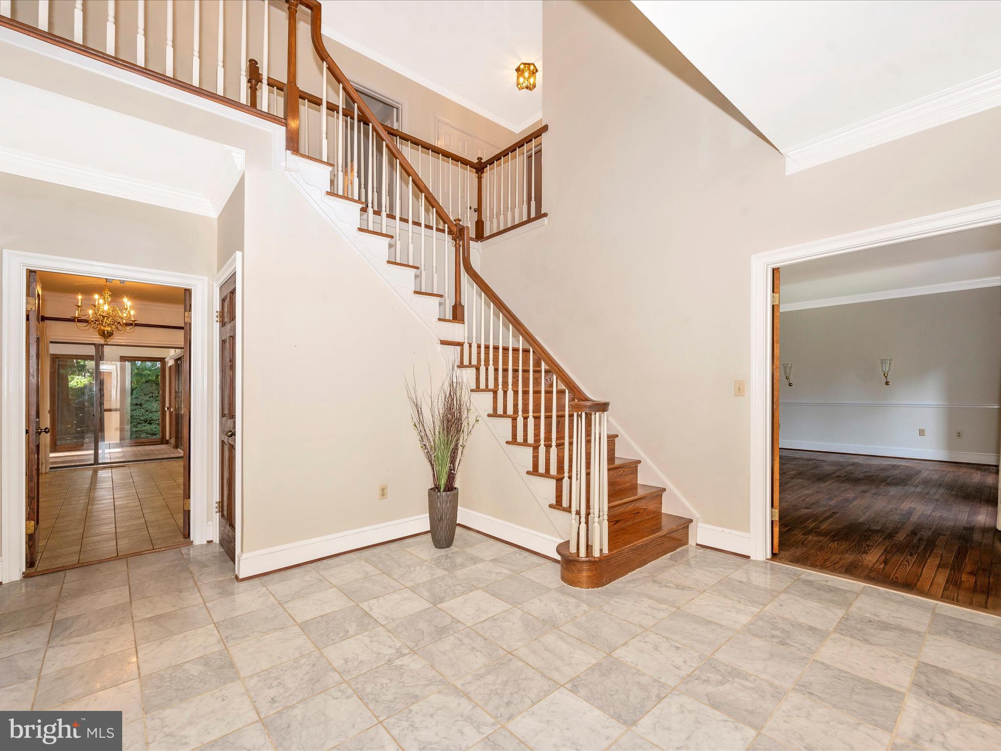 LAKE POTOMAC - Residential