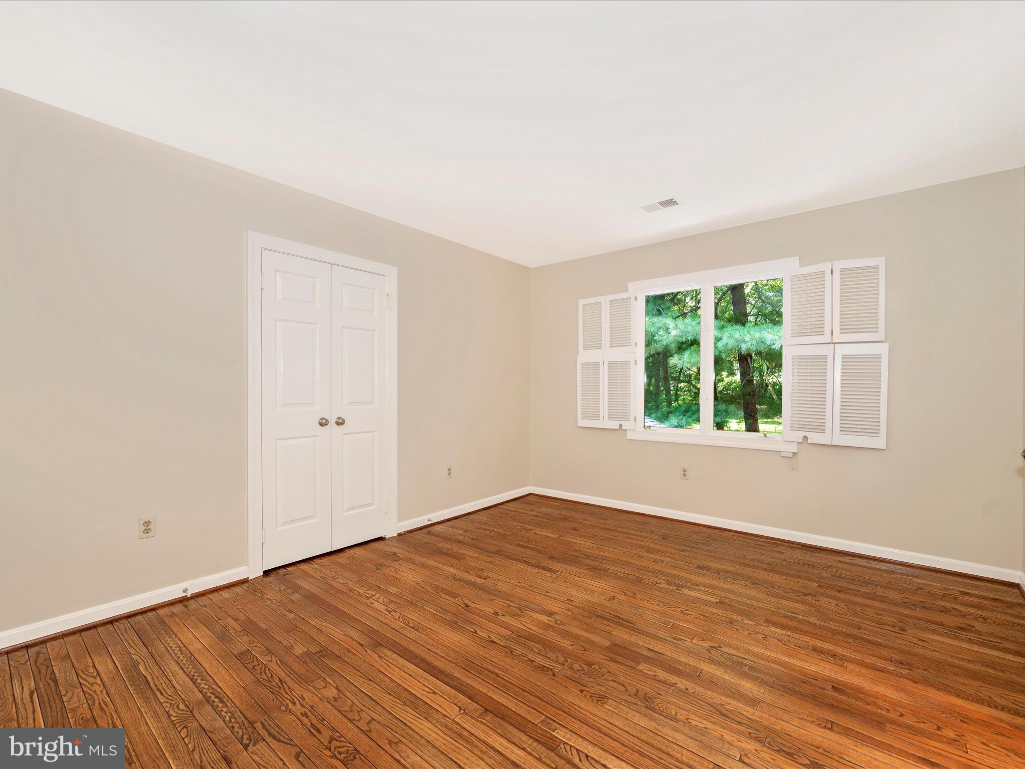 LAKE POTOMAC - Residential