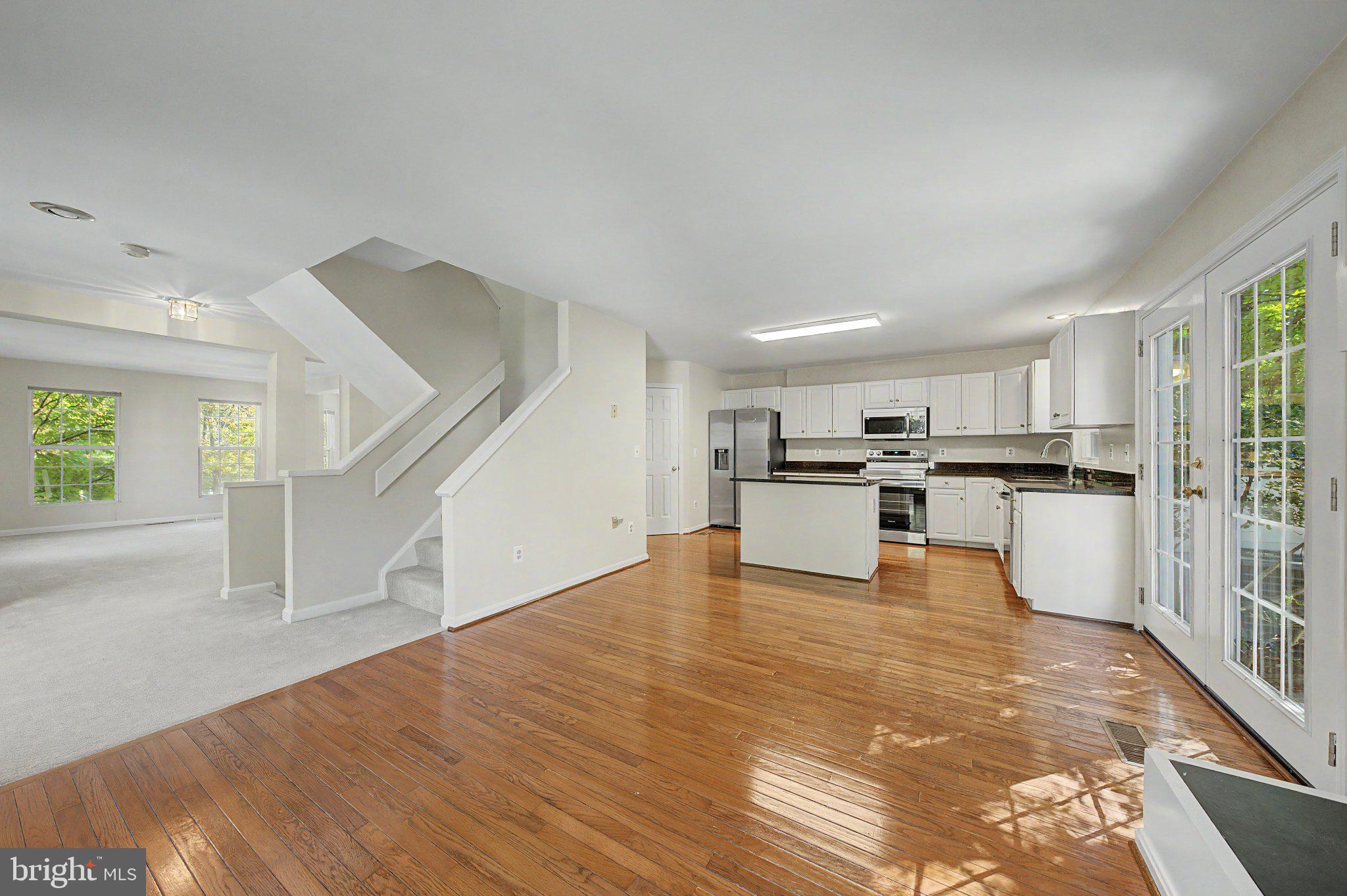 9386 VAN ARSDALE DRIVE