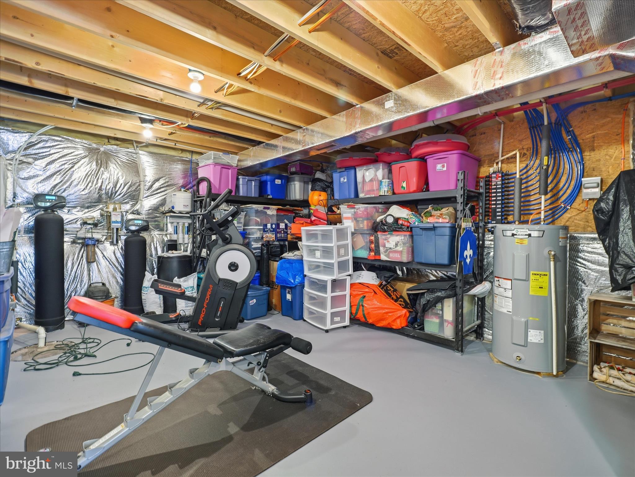 ROLLING HILLS - Residential