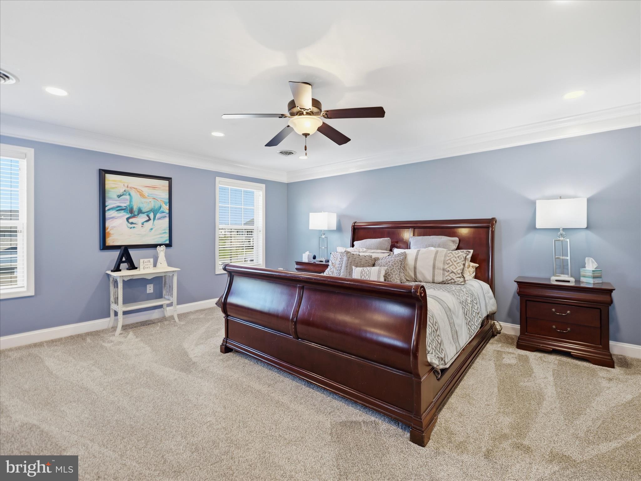 ROLLING HILLS - Residential