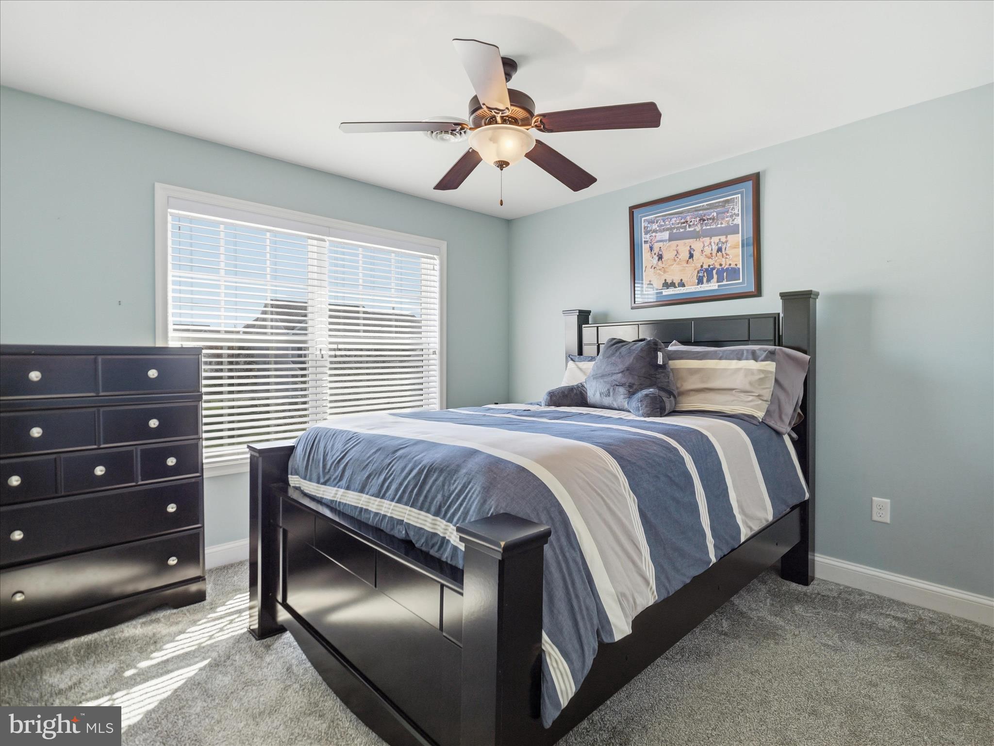 ROLLING HILLS - Residential