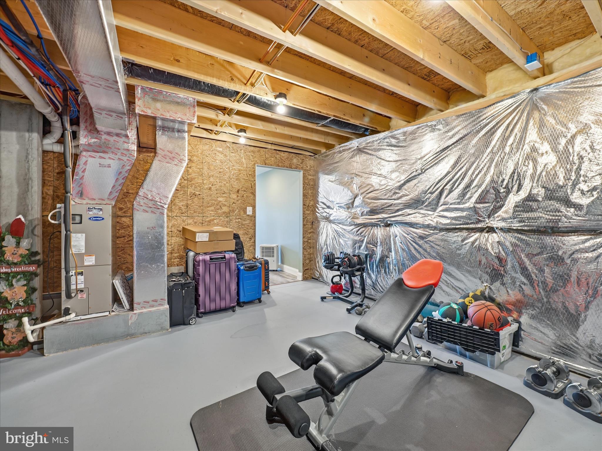 ROLLING HILLS - Residential