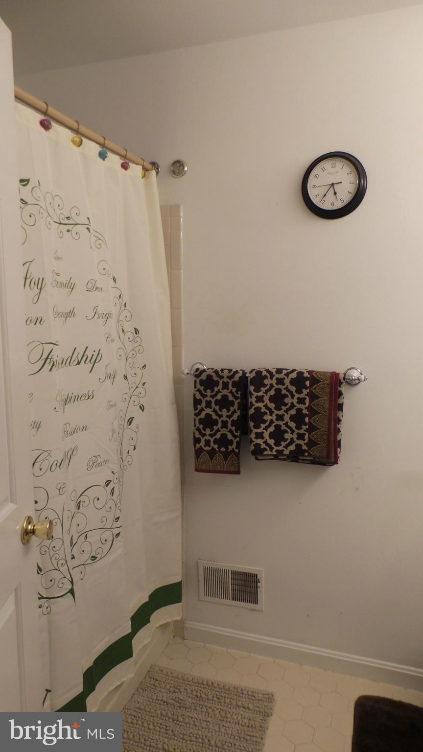 ELLICOTT MEADOWS - Residential