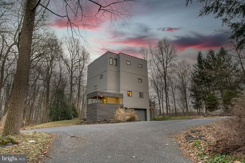 800 GARRISTON ROAD LEWISBERRY PA 17339