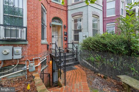 1114 FLORIDA AVENUE NE WASHINGTON DC 20002