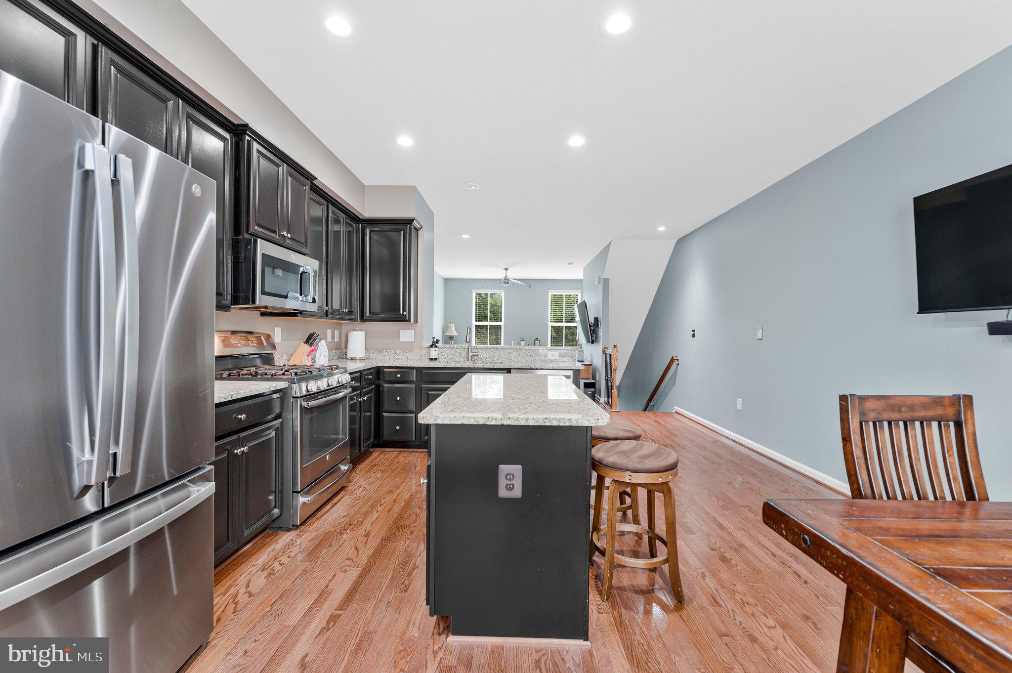 24977 COATS SQUARE