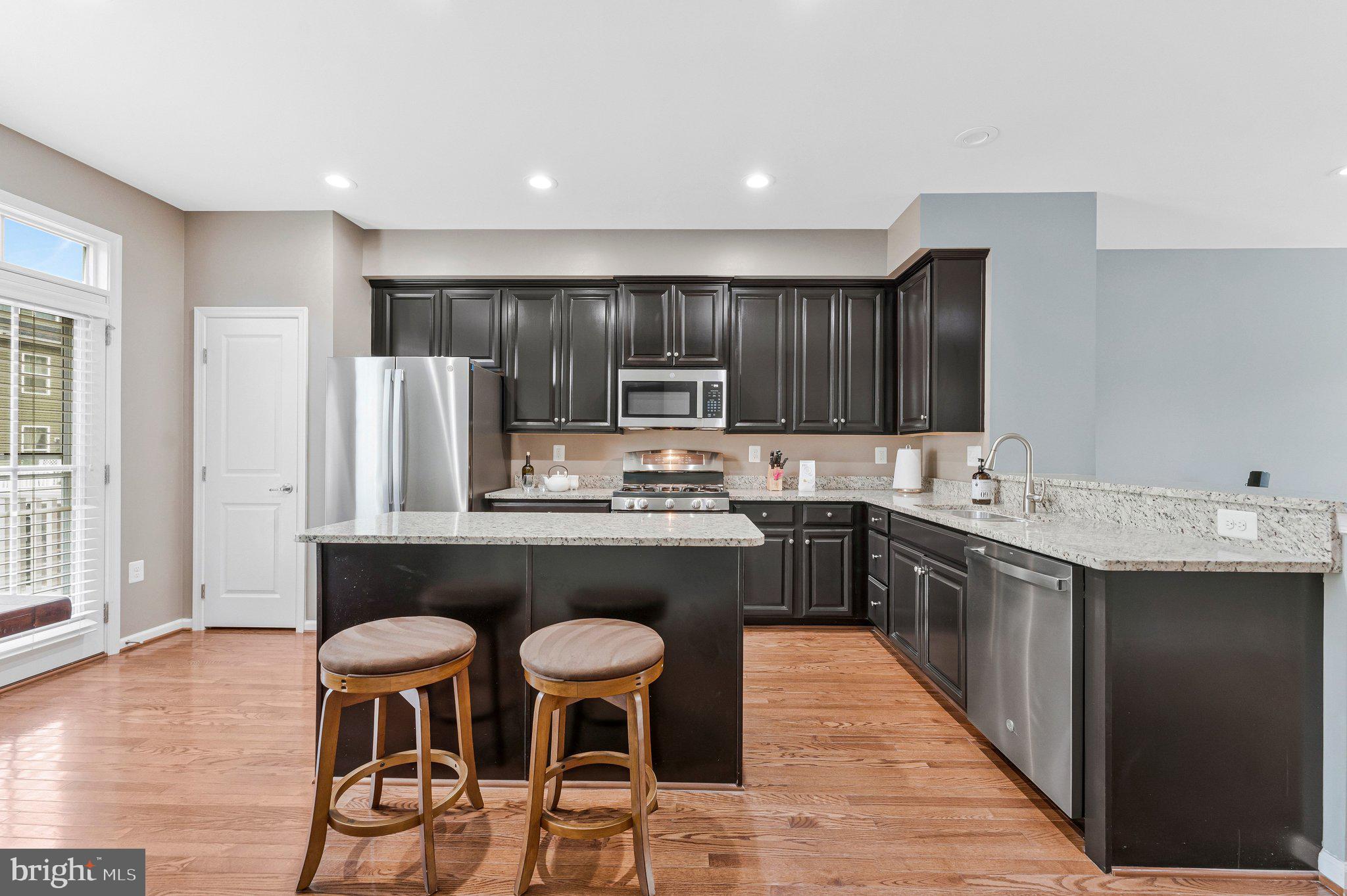 24977 COATS SQUARE