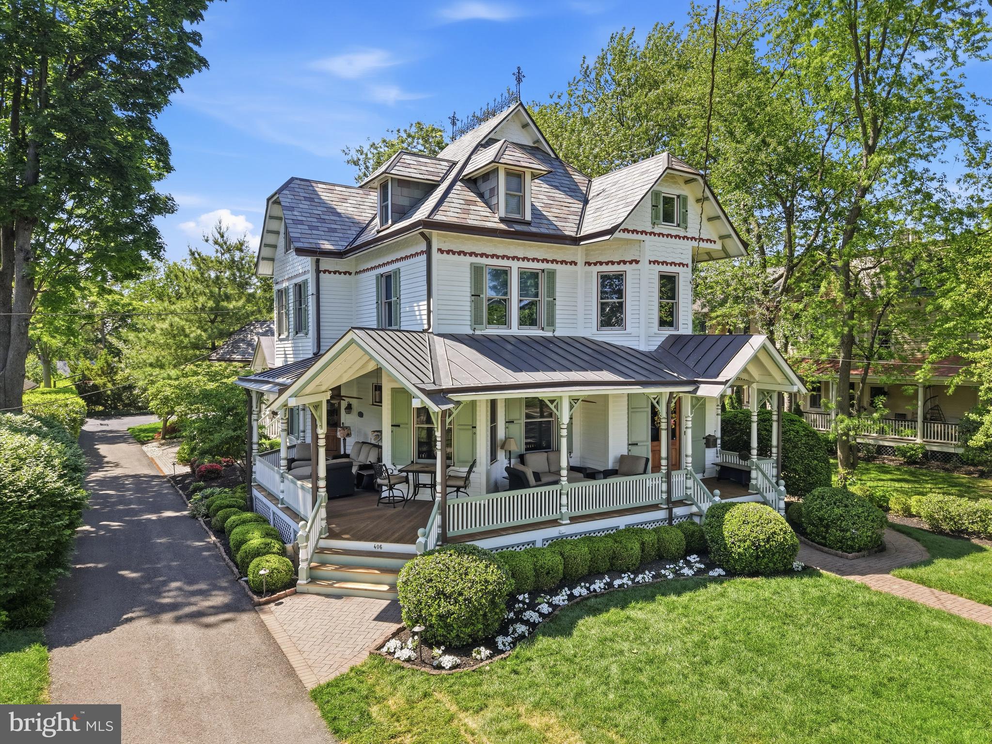 406 WASHINGTON AVENUE