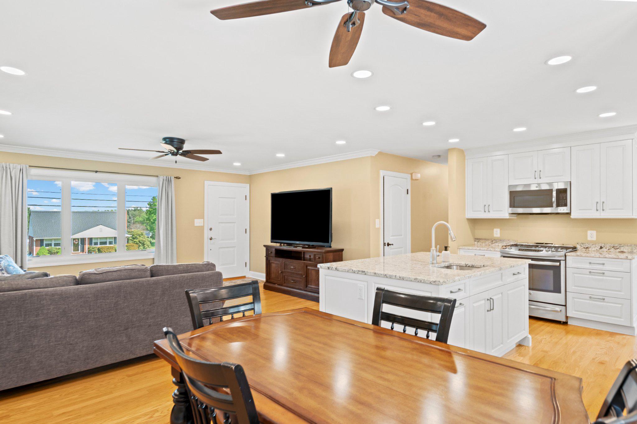 VALLEY VIEW - Residential