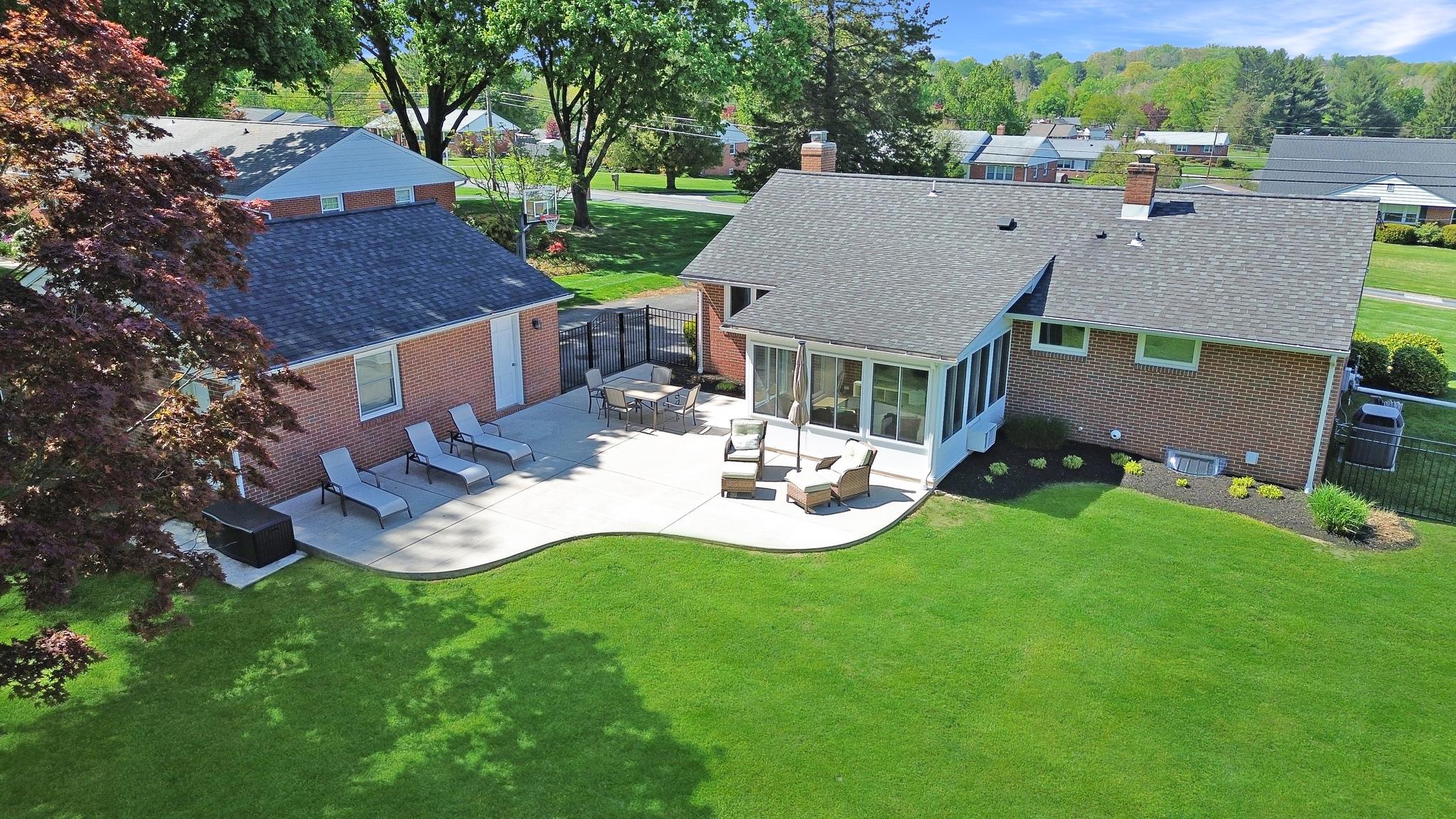 VALLEY VIEW - Residential