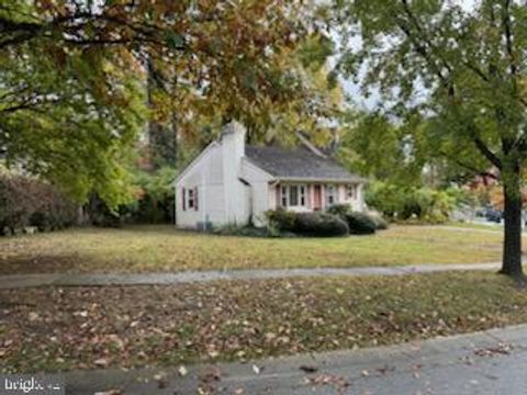 8917 SENECA LANE BETHESDA MD 20817