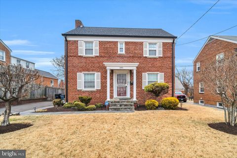 Homes For Rent - 1002 Chillum Road<br/> HYATTSVILLE, MD 20782