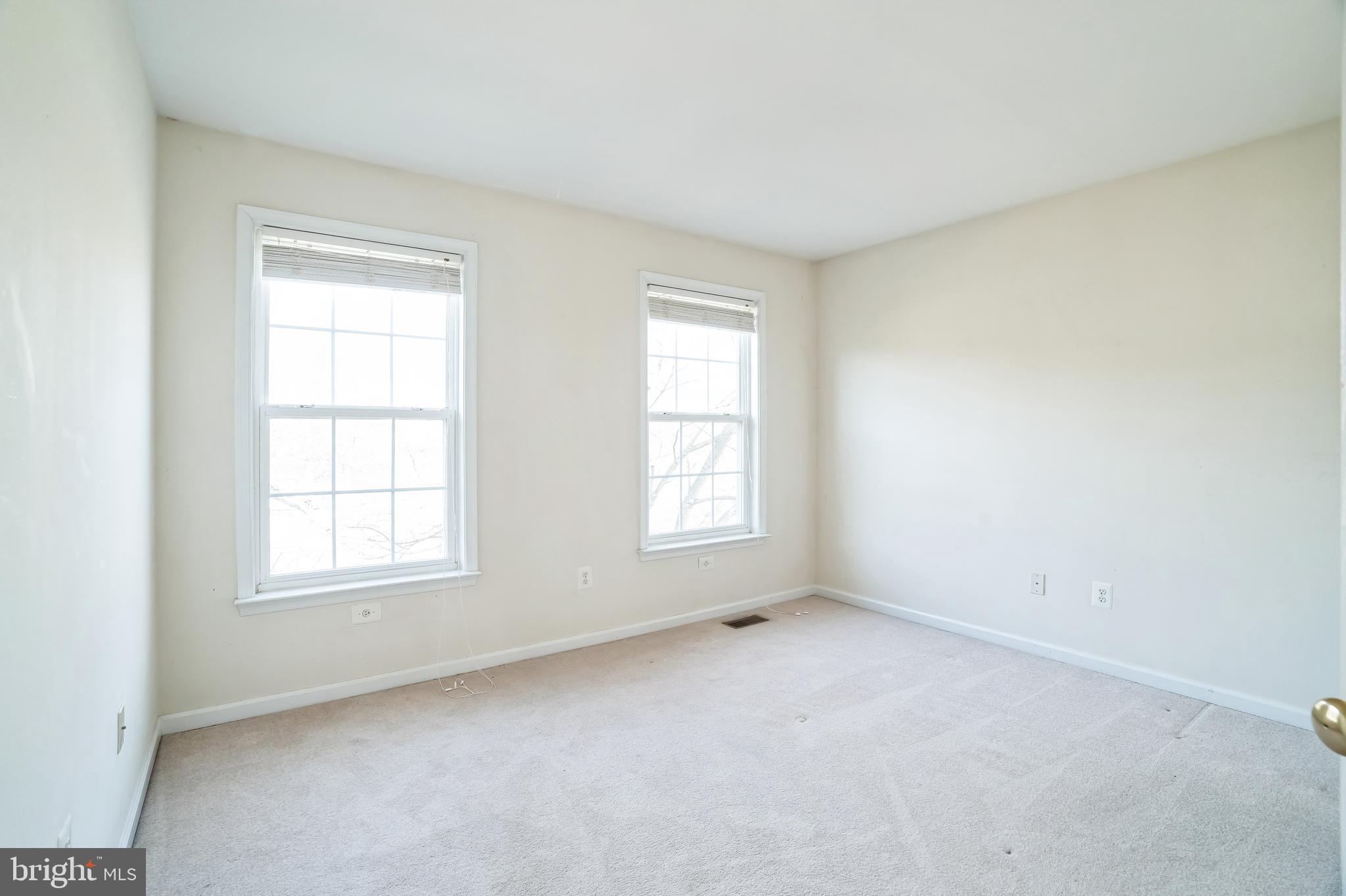 PICKERING MEADOWS - Residential