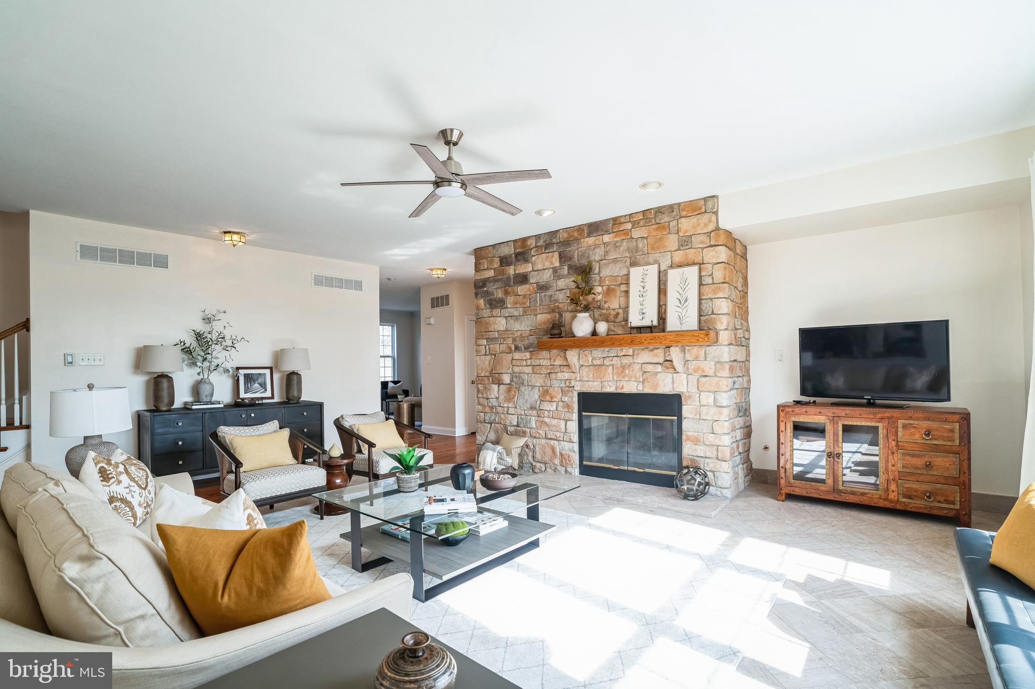 PICKERING MEADOWS - Residential