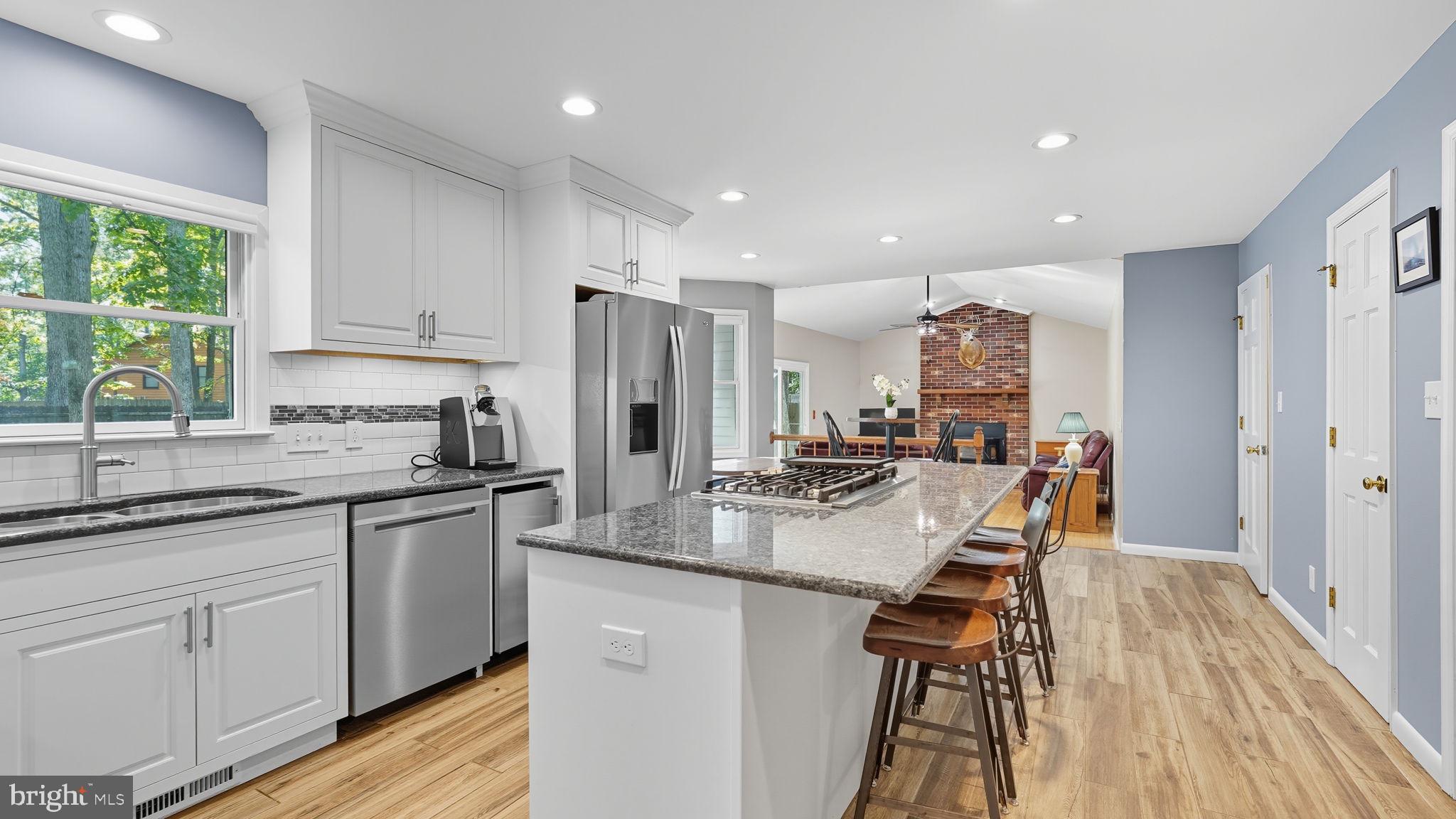 LEAVELLS CROSSING - Residential