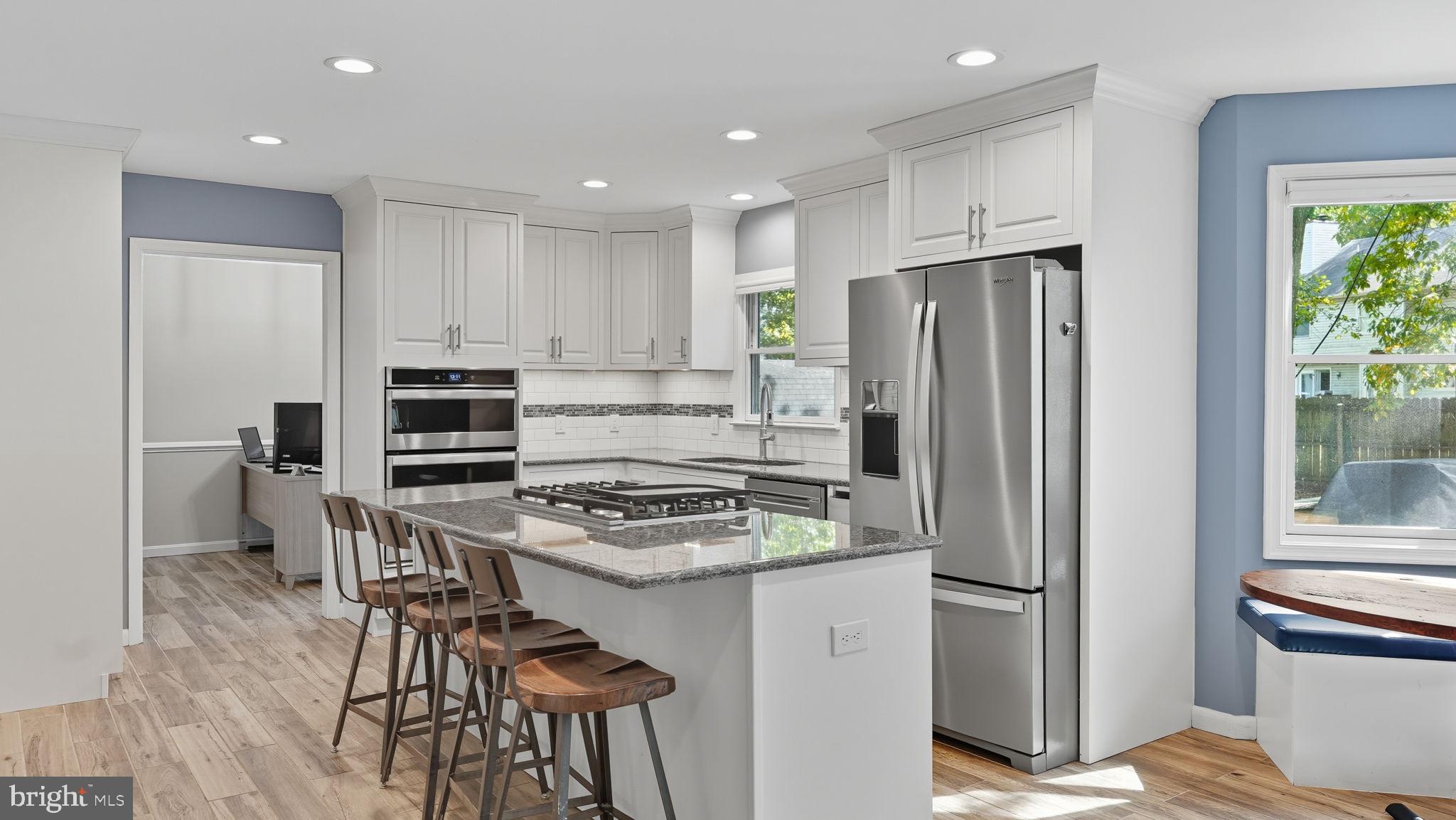 LEAVELLS CROSSING - Residential