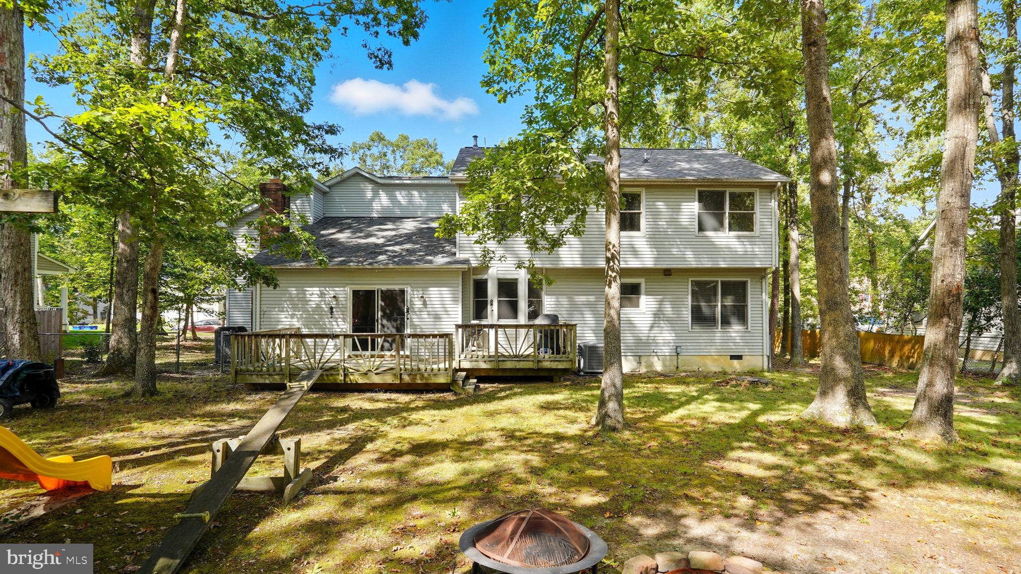 LEAVELLS CROSSING - Residential