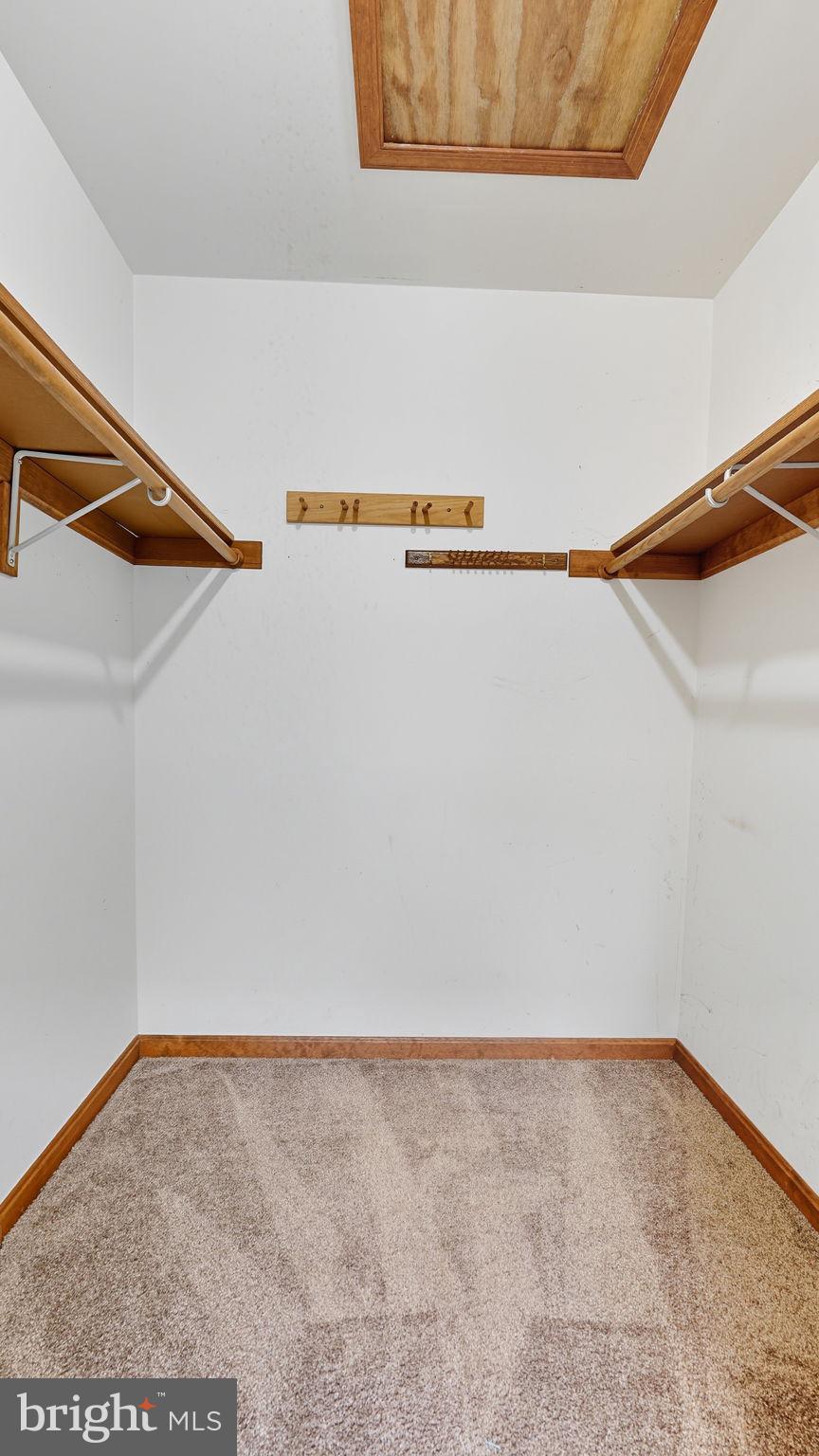 LEAVELLS CROSSING - Residential