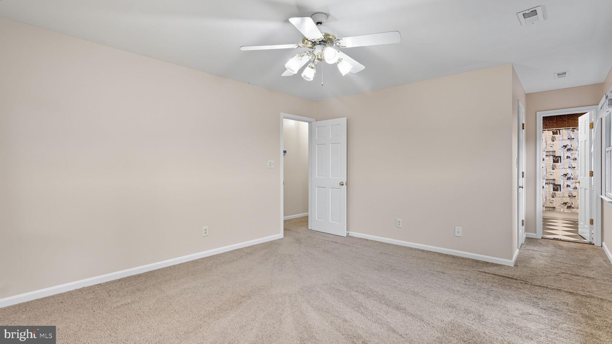 LEAVELLS CROSSING - Residential