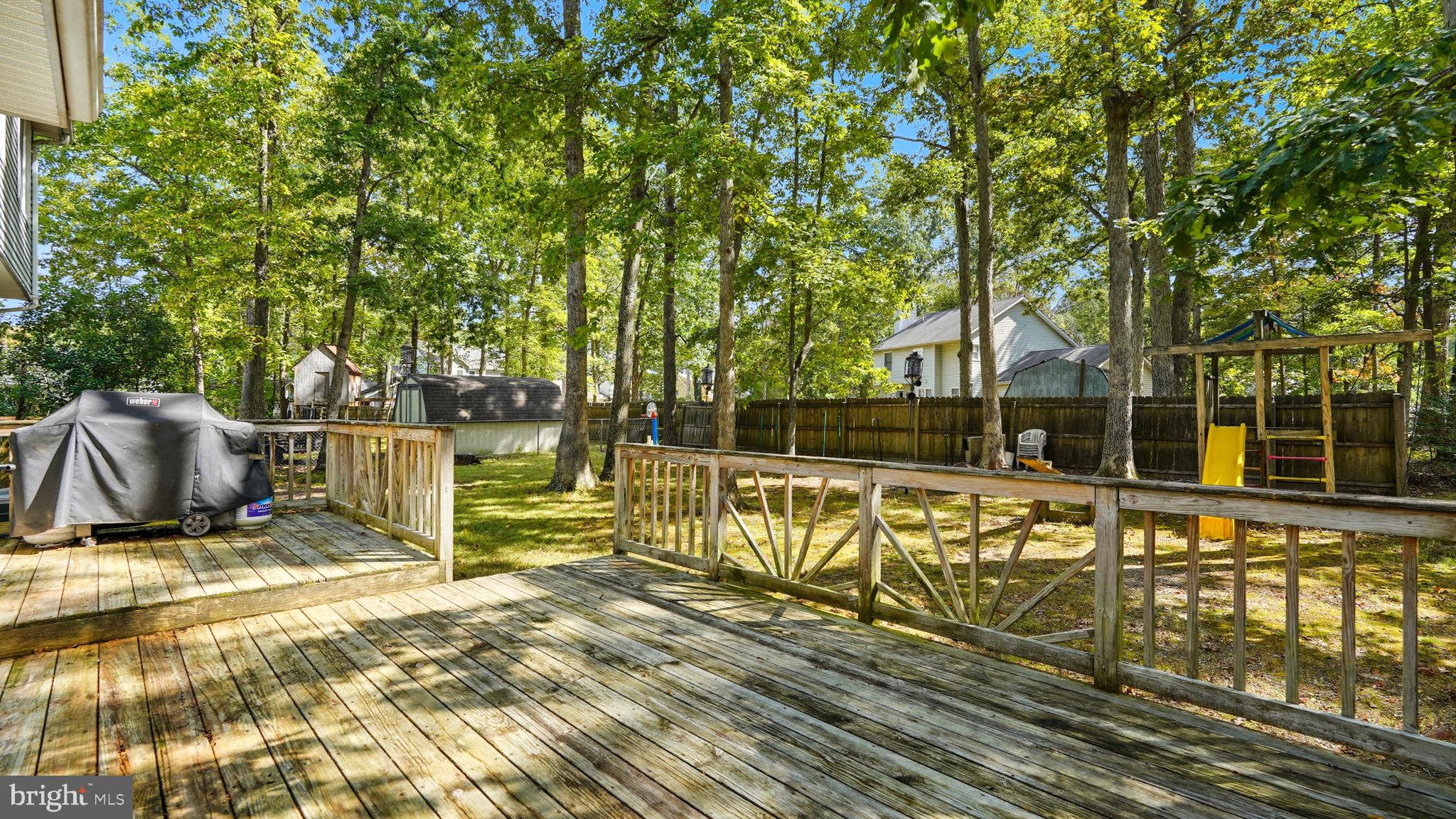 LEAVELLS CROSSING - Residential