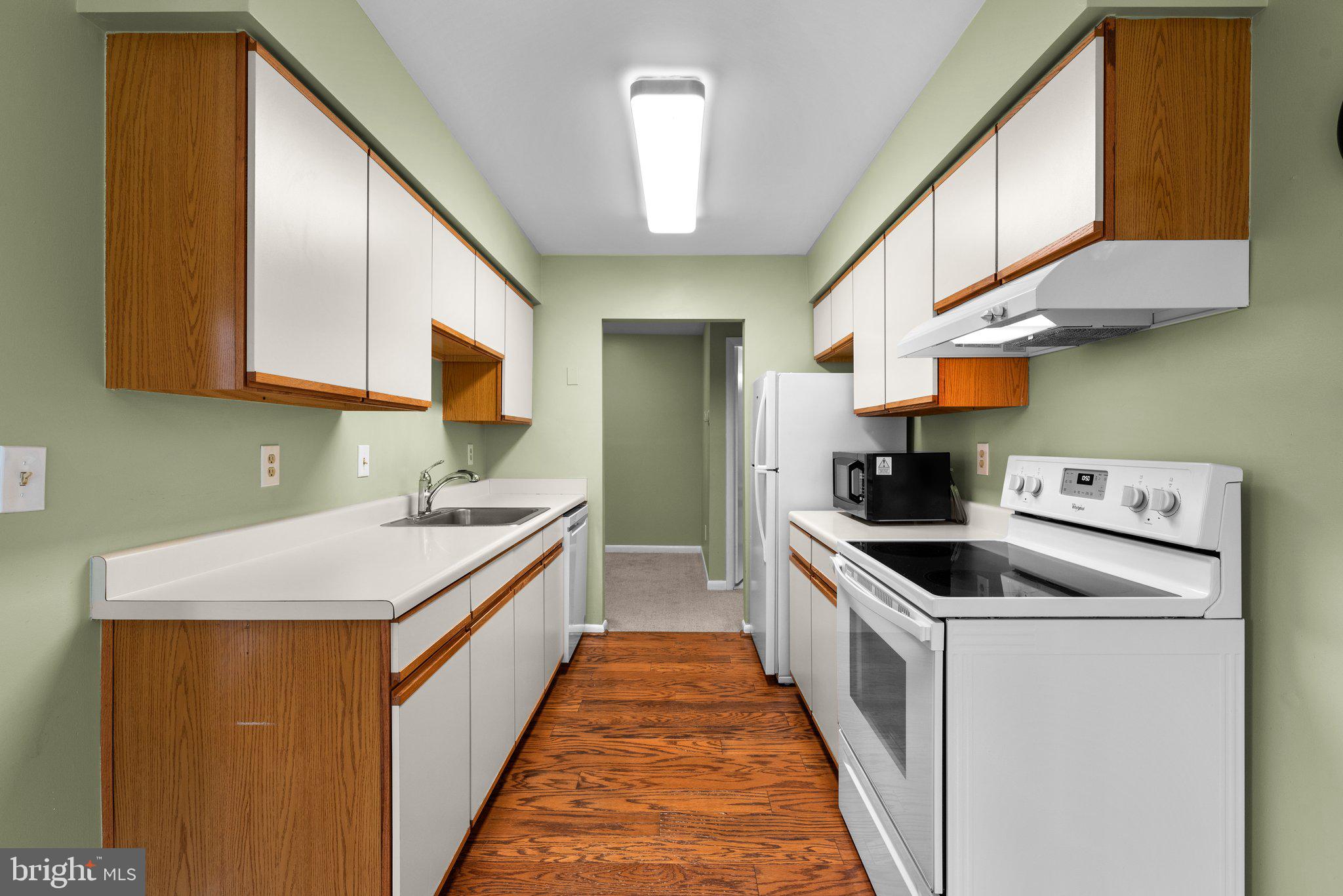 HOMELAND VILLAGE - Residential