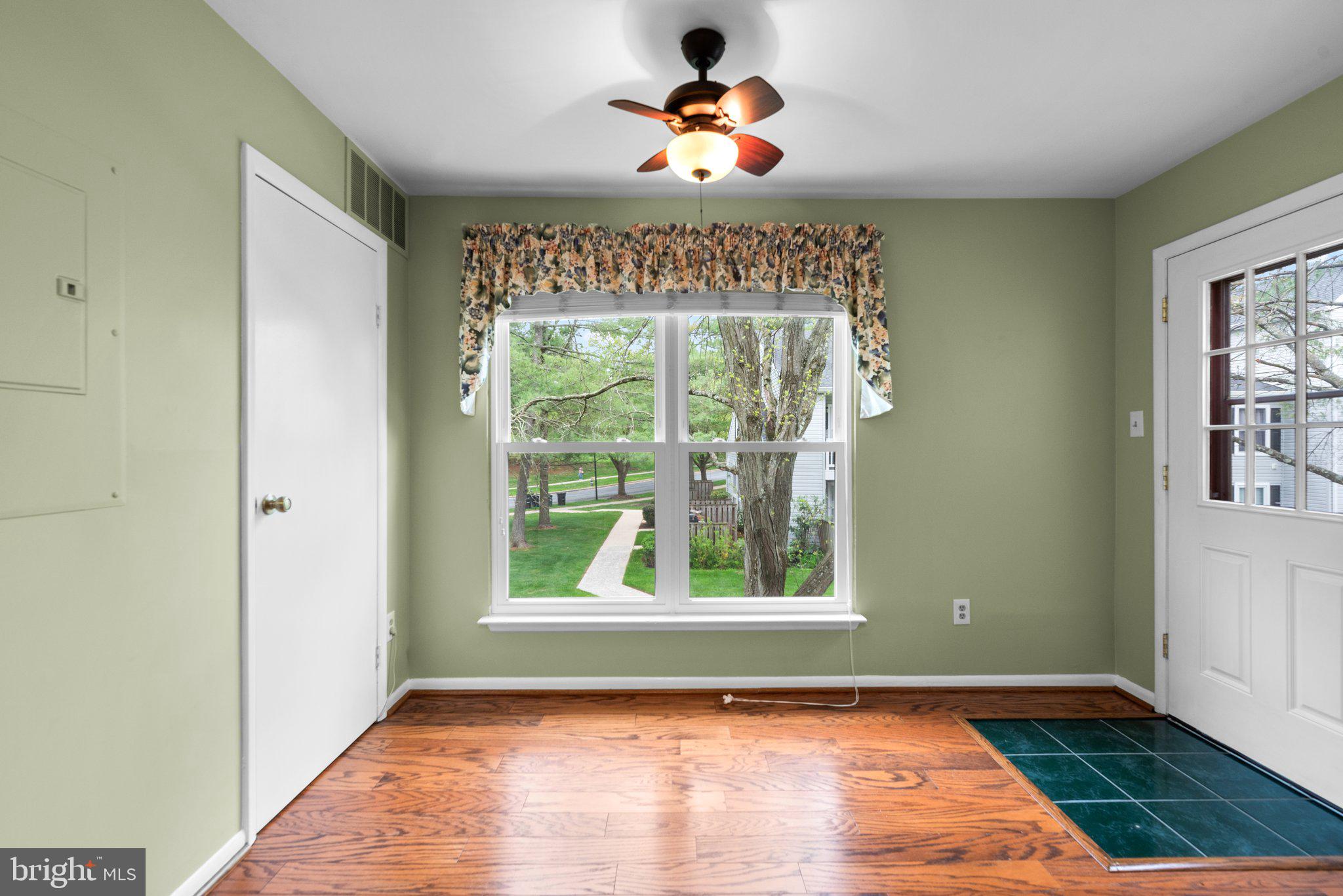 HOMELAND VILLAGE - Residential