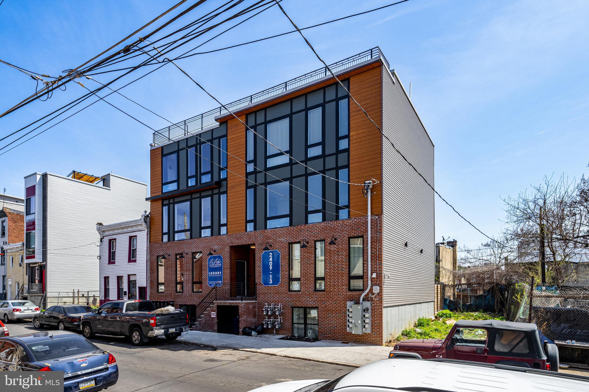 2409 N HANCOCK STREET 4