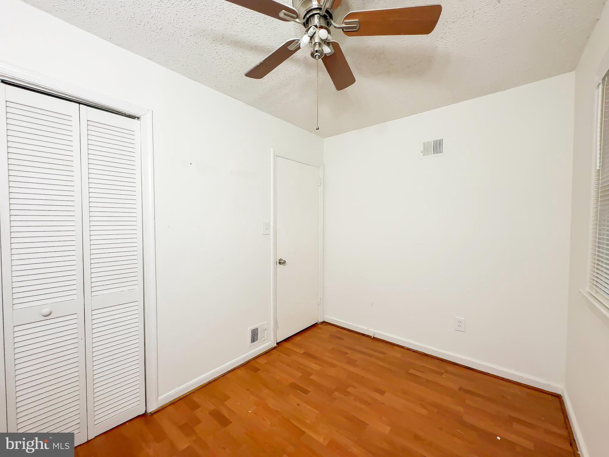 IVERSON VILLAGE CONDO - Residential Lease