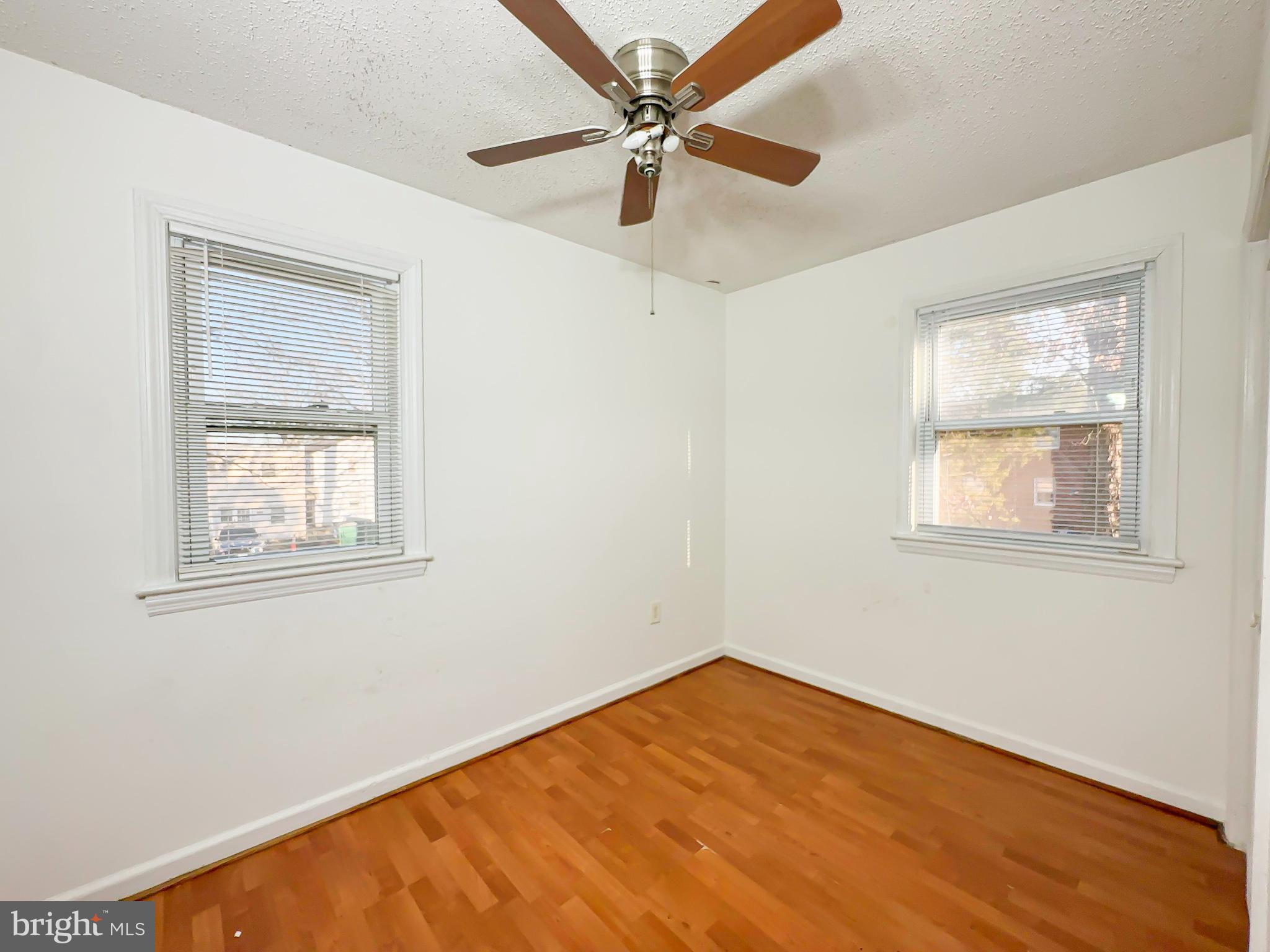 IVERSON VILLAGE CONDO - Residential Lease