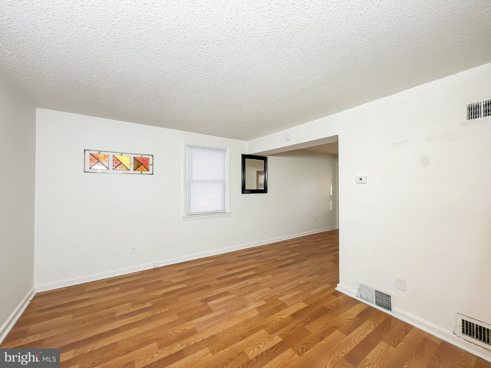 IVERSON VILLAGE CONDO - Residential Lease