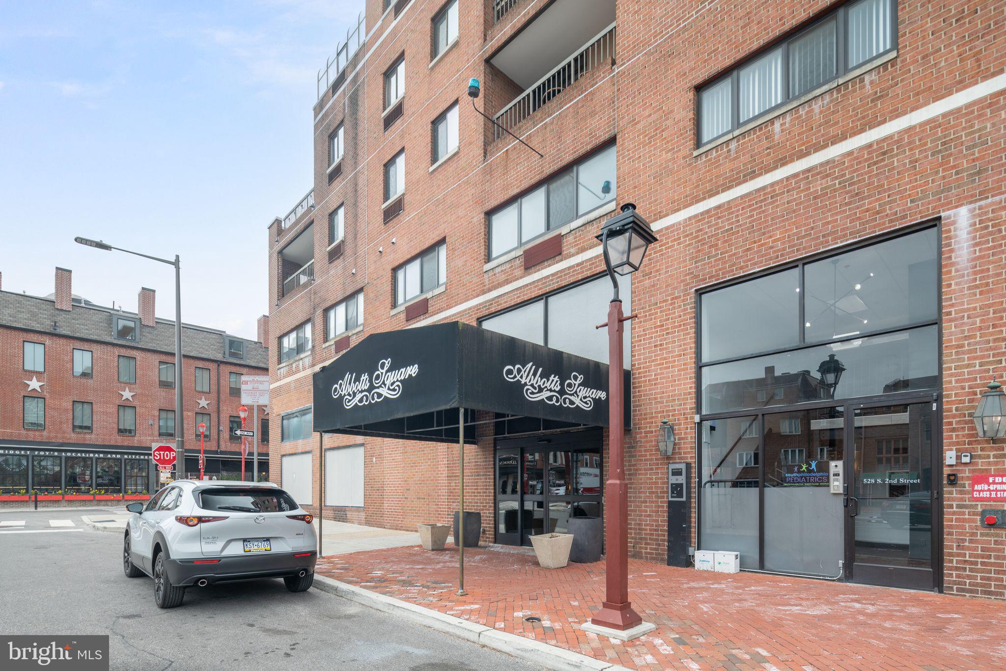 200 LOMBARD STREET 10 703