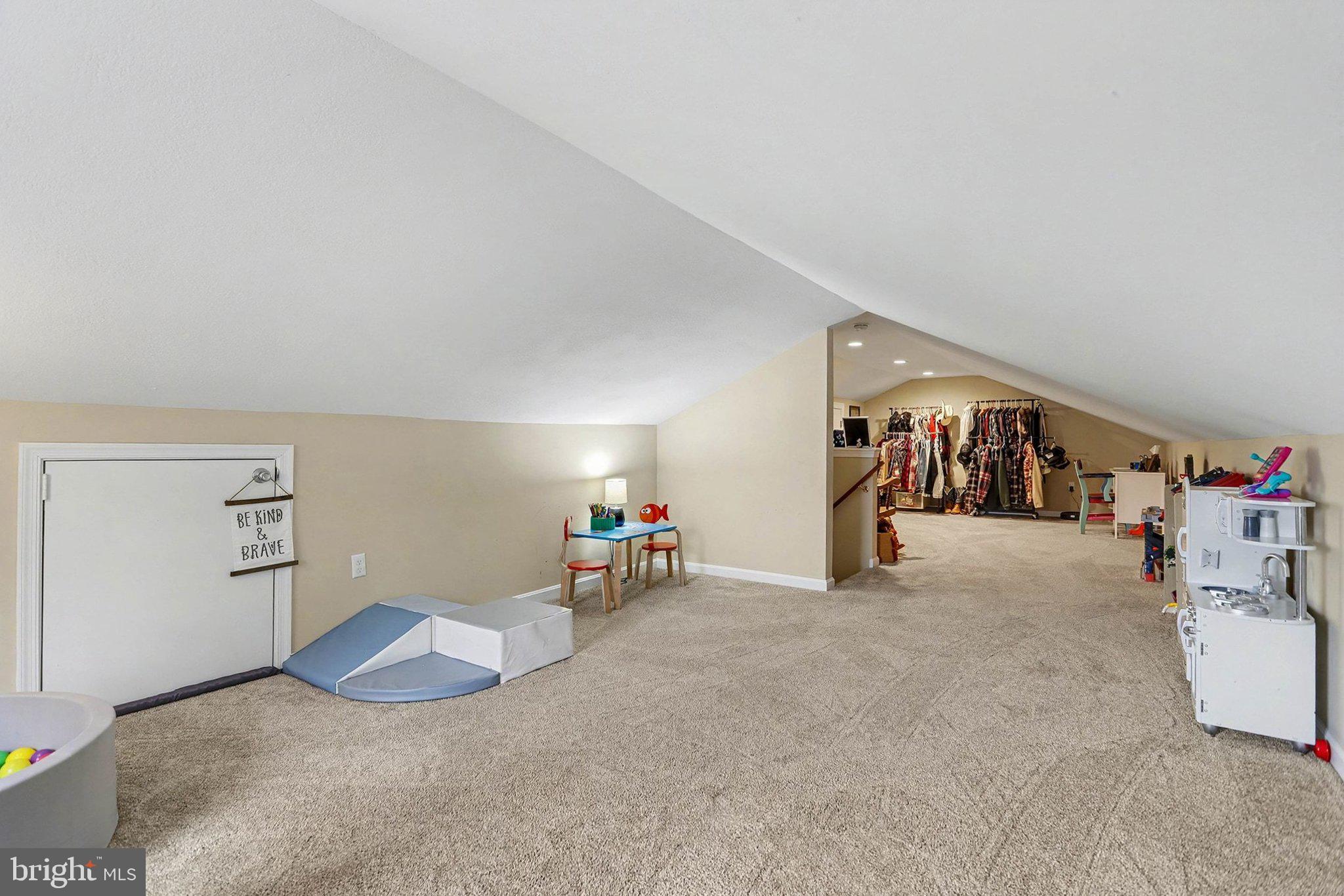 WEST MANHEIM - Residential