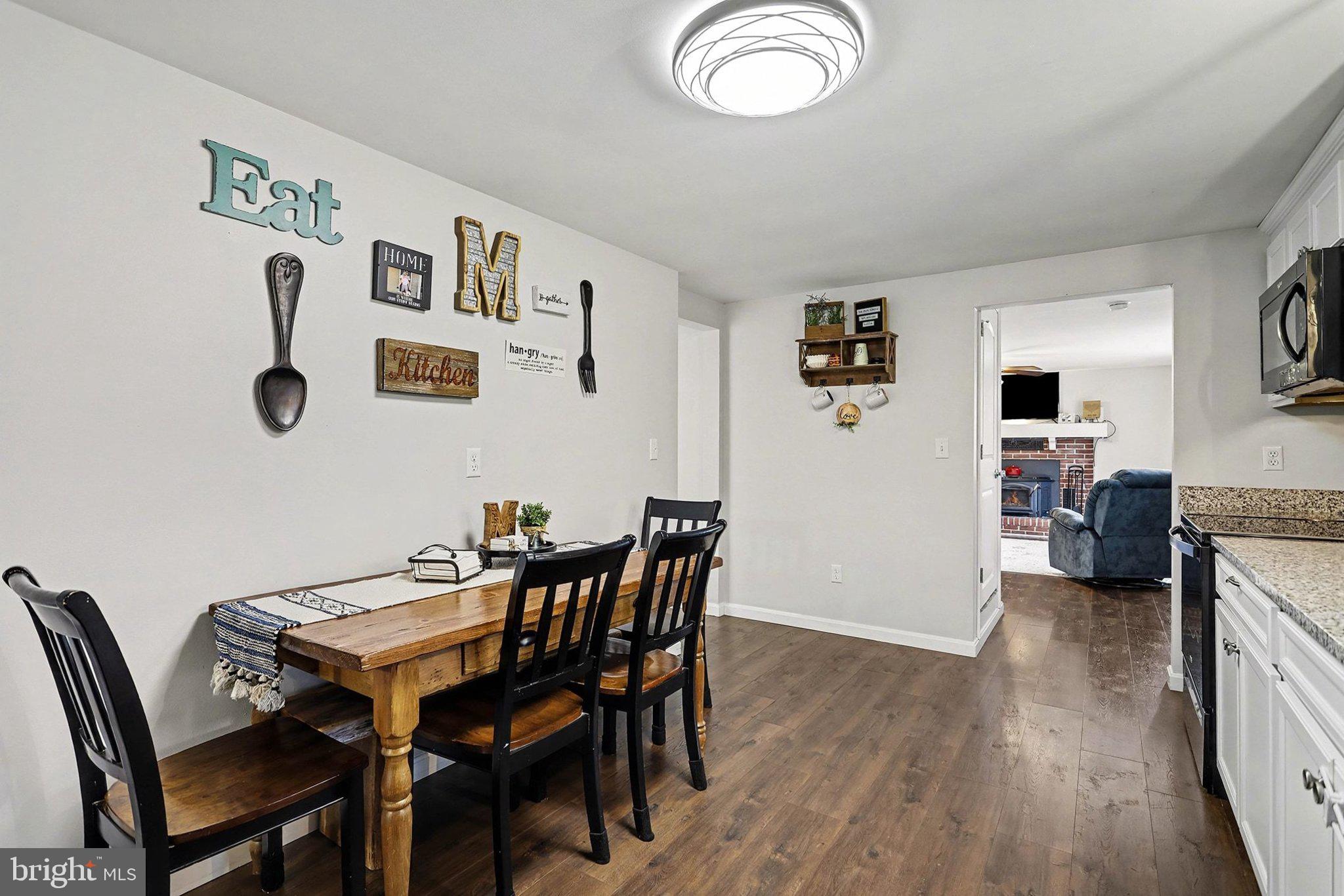 WEST MANHEIM - Residential