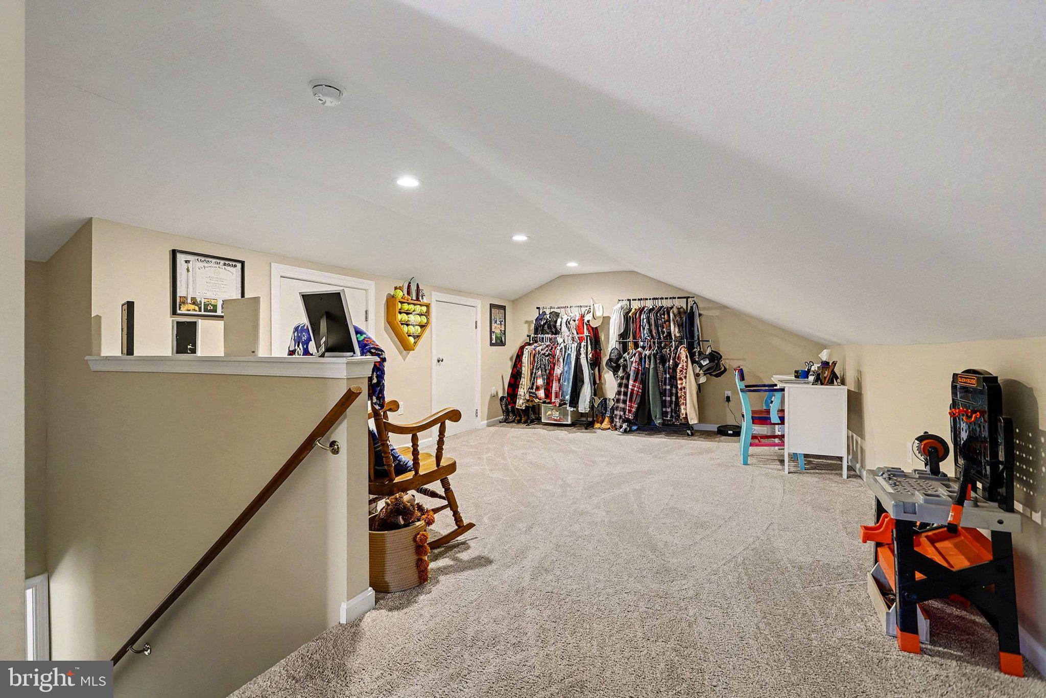 WEST MANHEIM - Residential