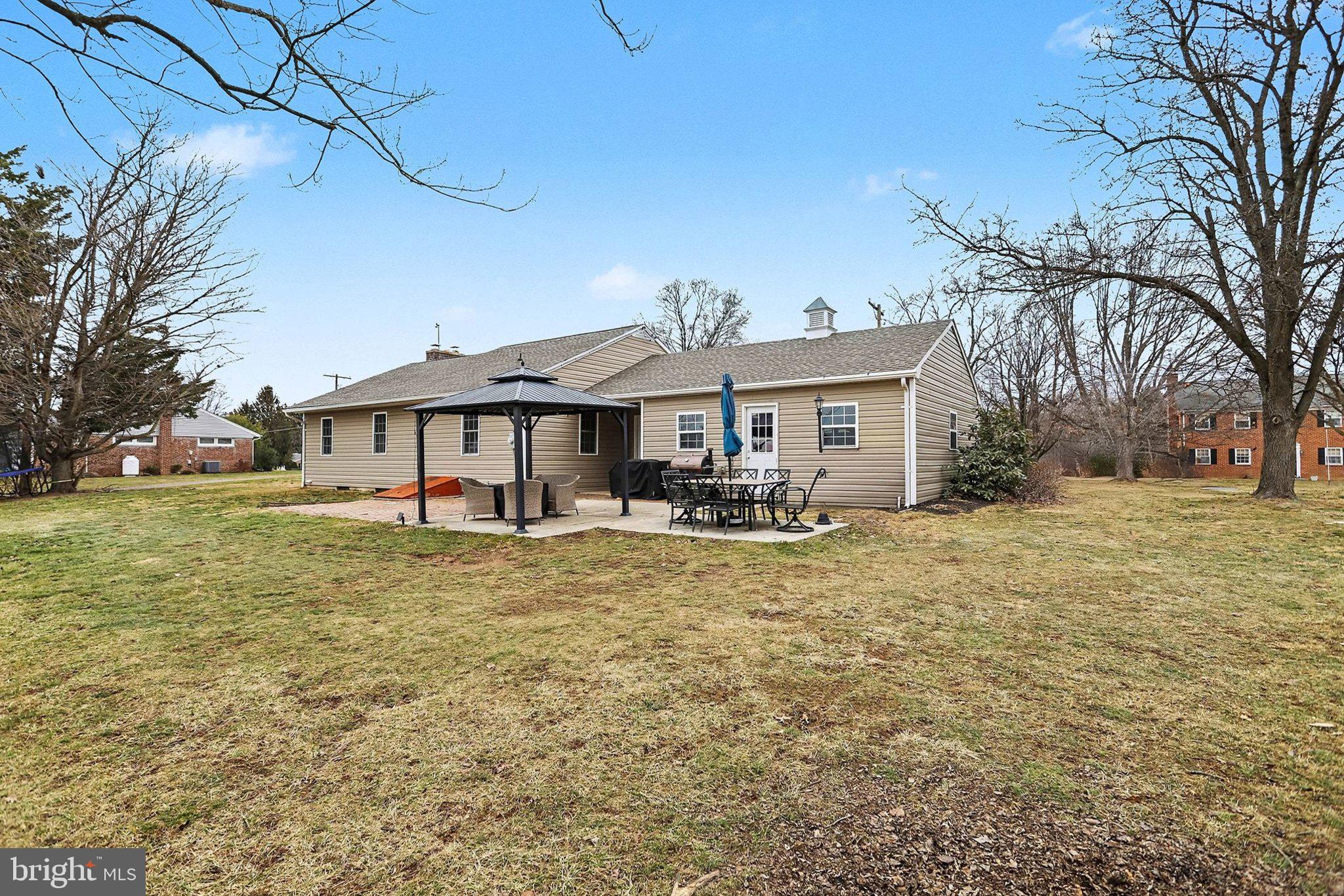 WEST MANHEIM - Residential