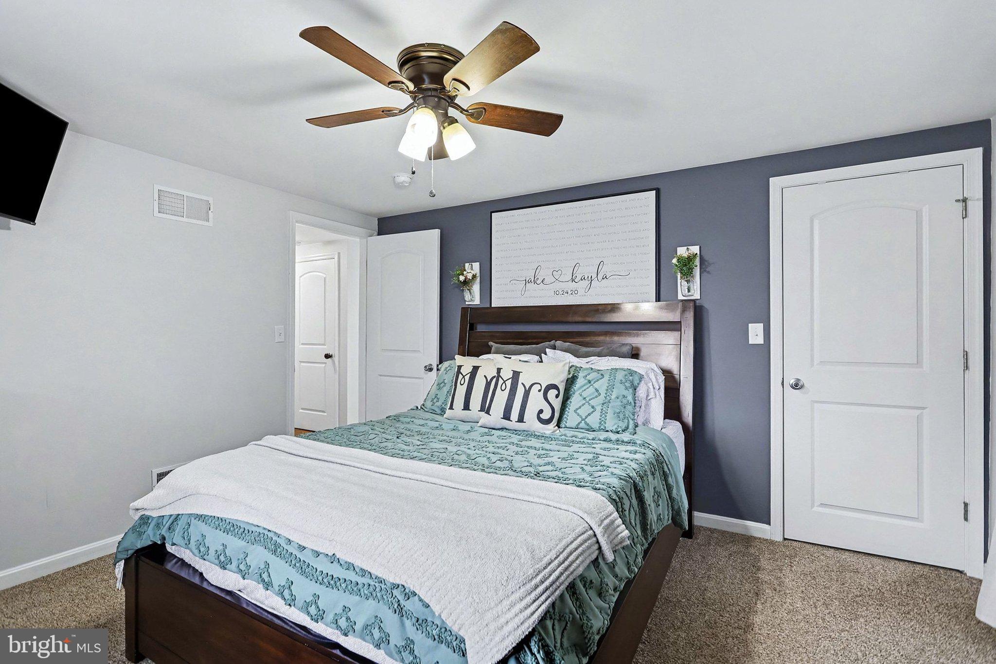 WEST MANHEIM - Residential