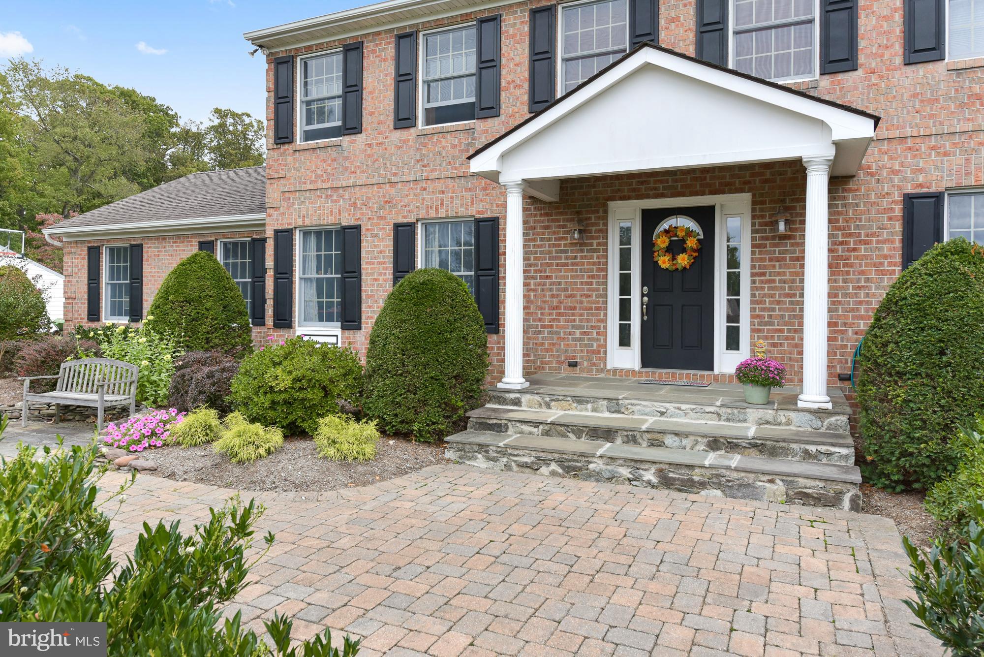 THE GREENS - Residential