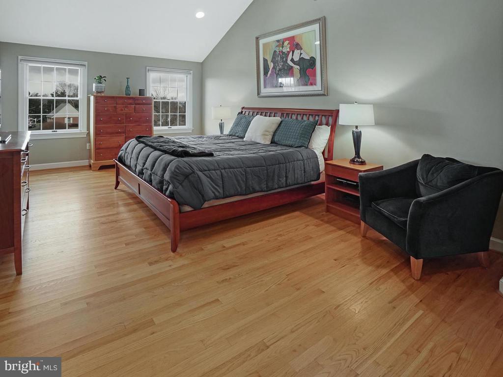 THE GREENS - Residential